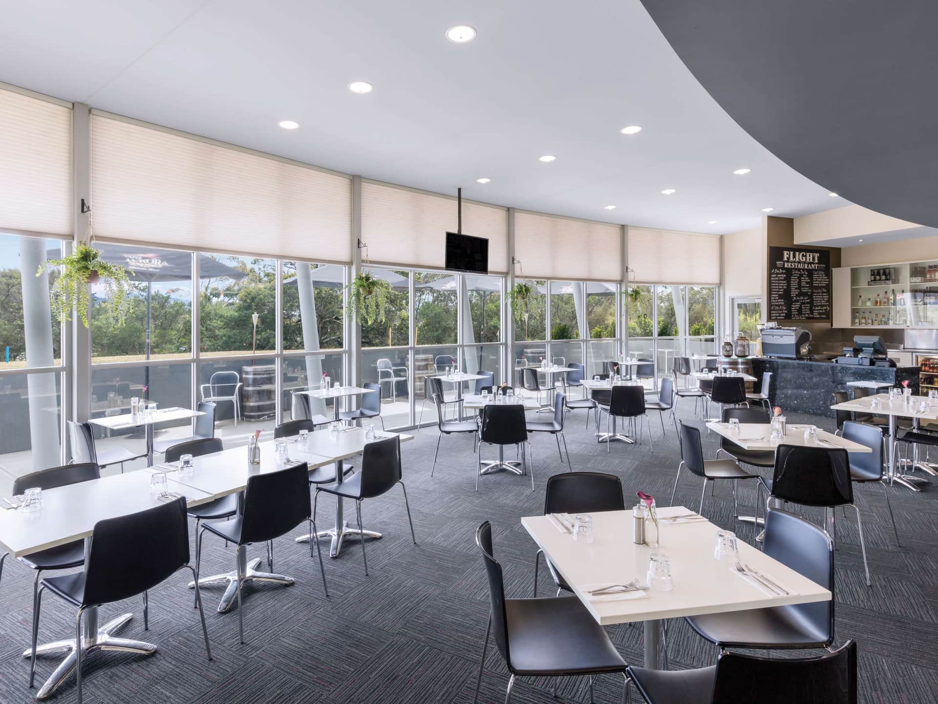 Mantra Hobart Airport