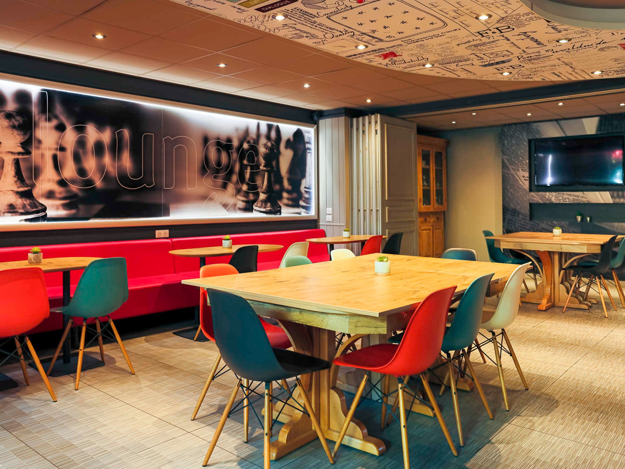 ibis Lyon North