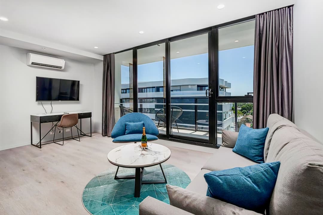 Oros Hotel and Apartments