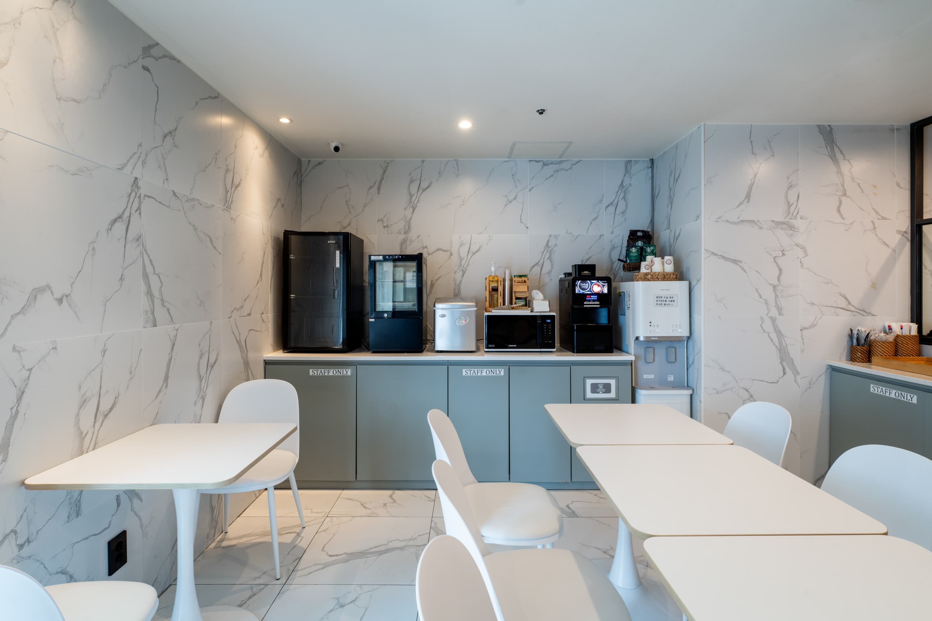 Gray 193 Gwangan Beach 그레이 193 광안리