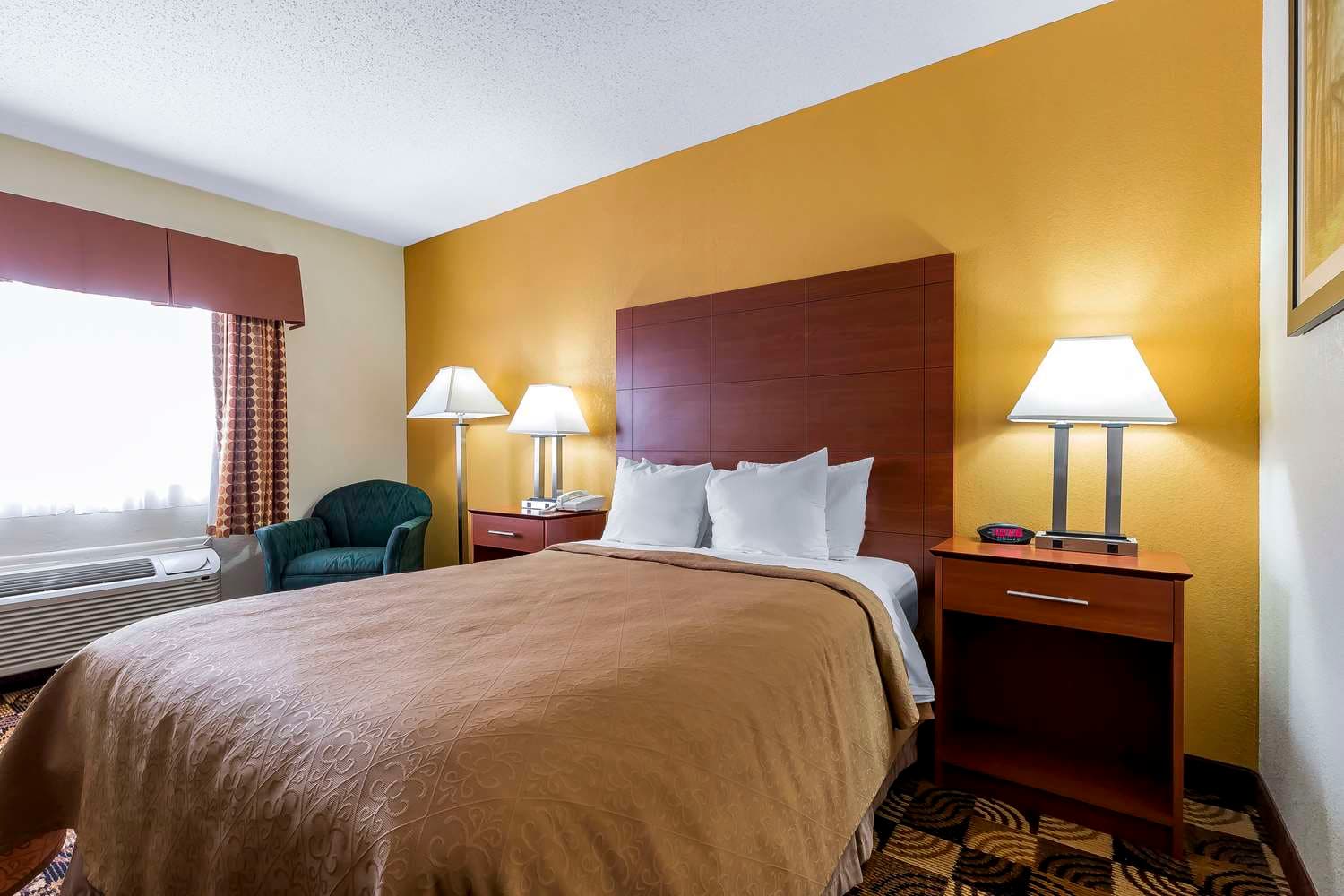 Quality Inn Sycamore - DeKalb