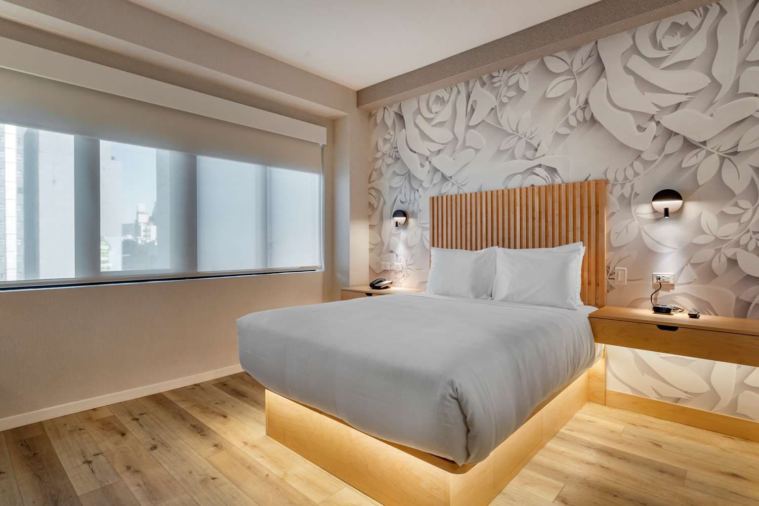 Best Western PLUS SOHO HOTEL