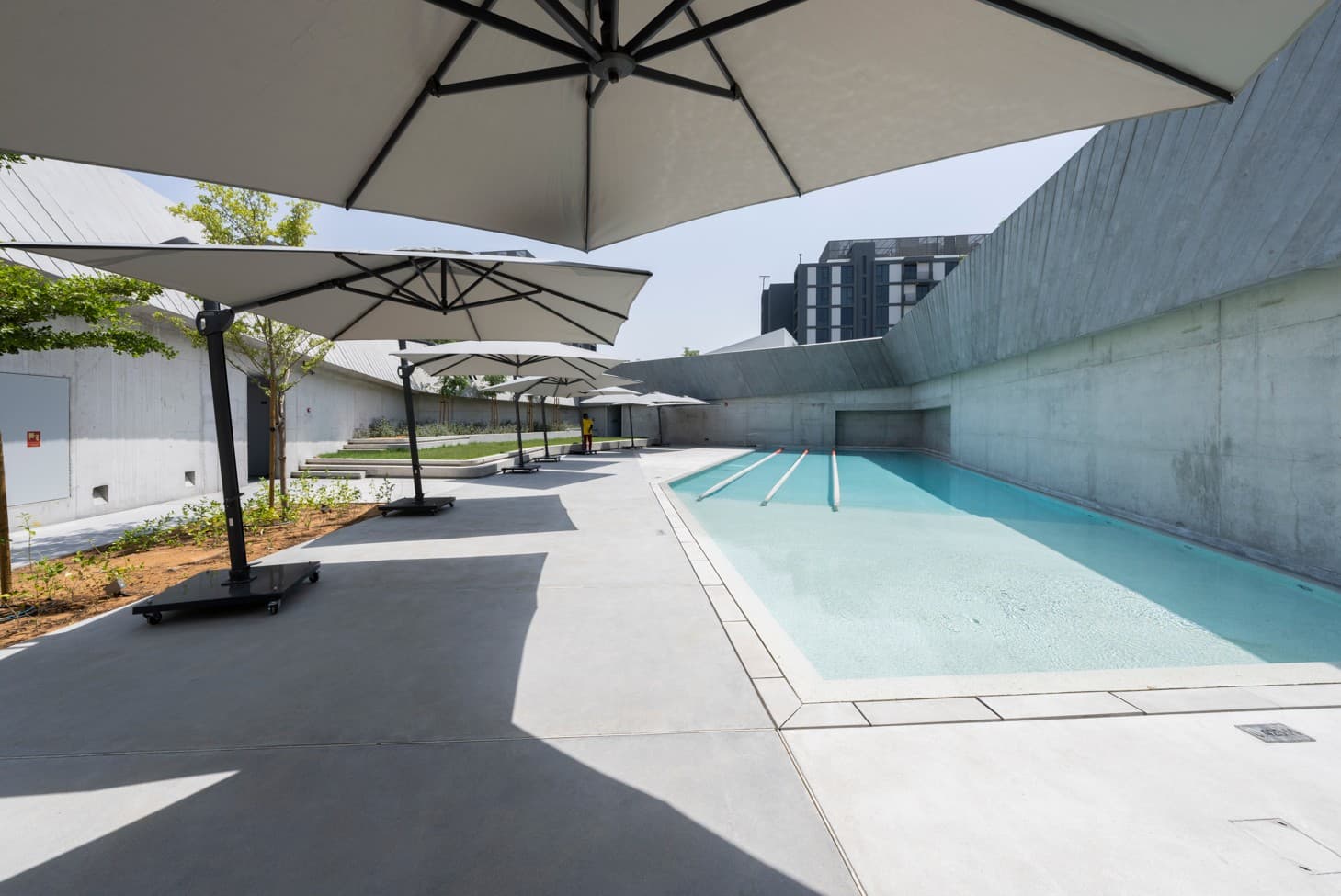 Nest Hotel, Aljada