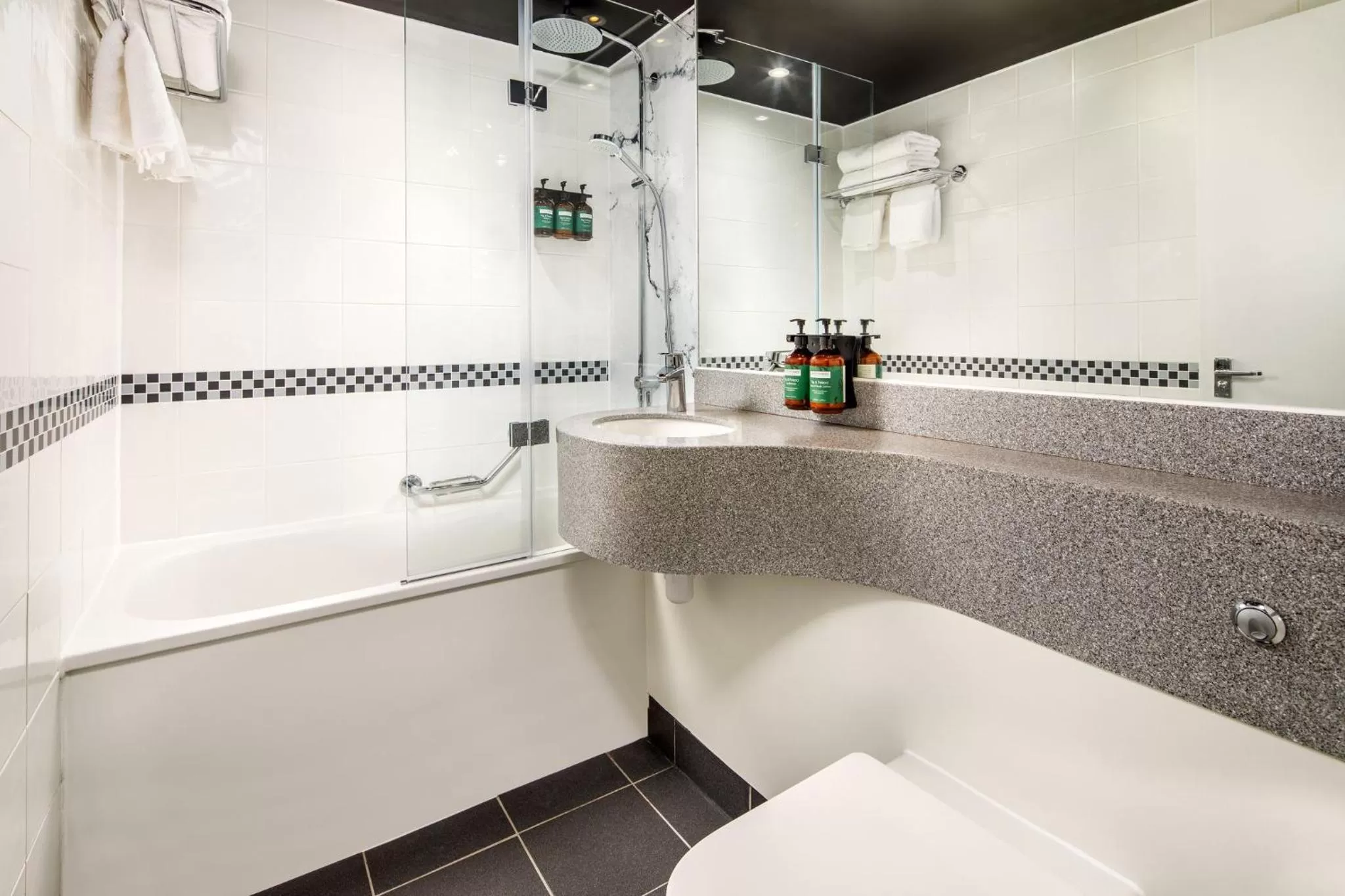 Crowne Plaza Manchester Airport, an IHG Hotel