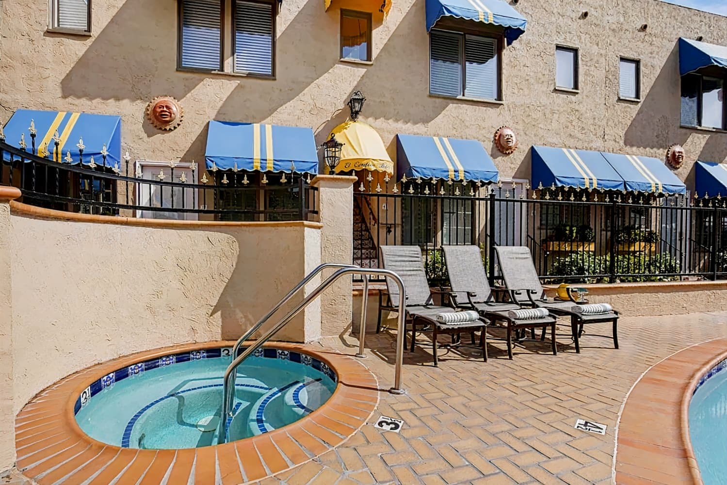 The El Cordova Hotel