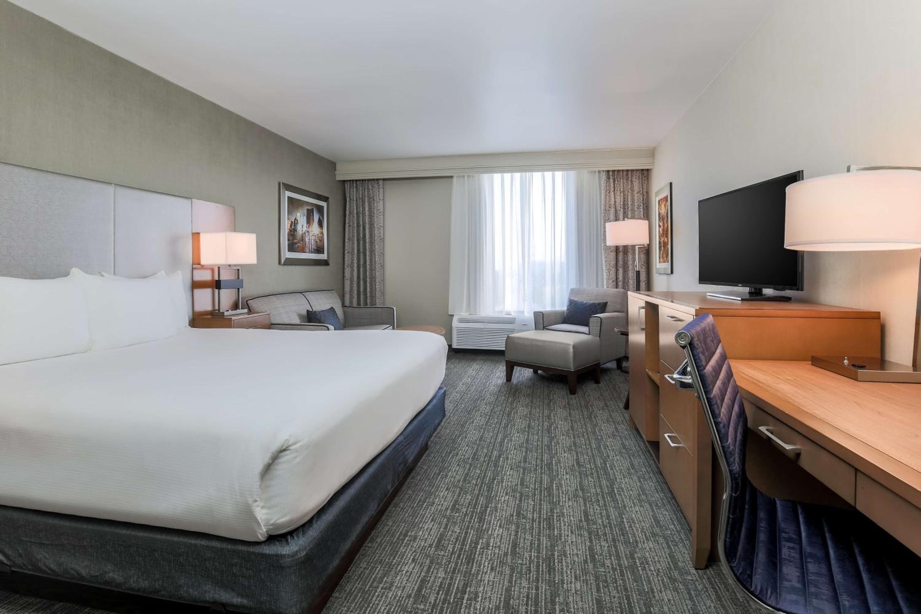Doubletree by Hilton Atlanta Airport