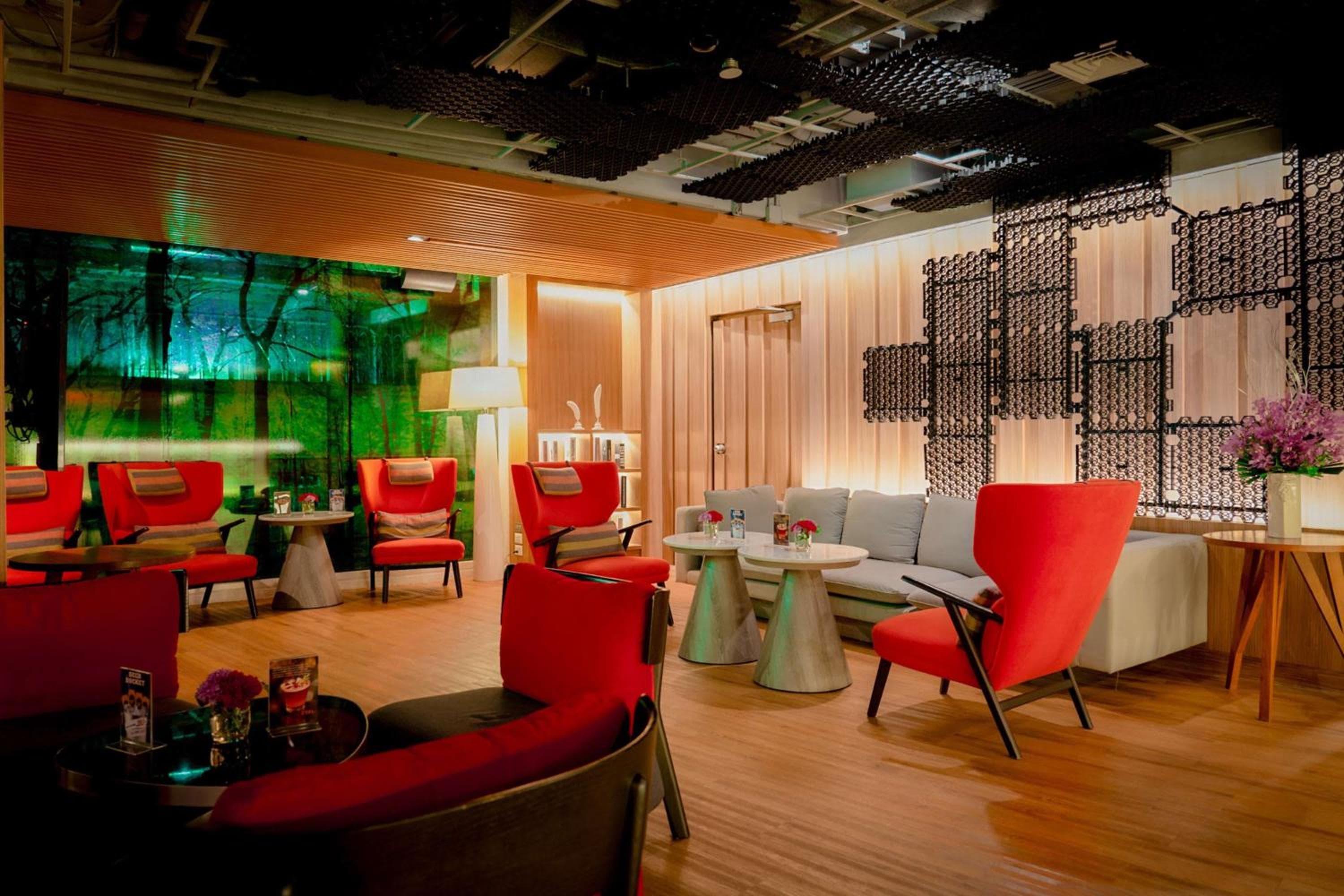 Park Plaza Bangkok Soi 18