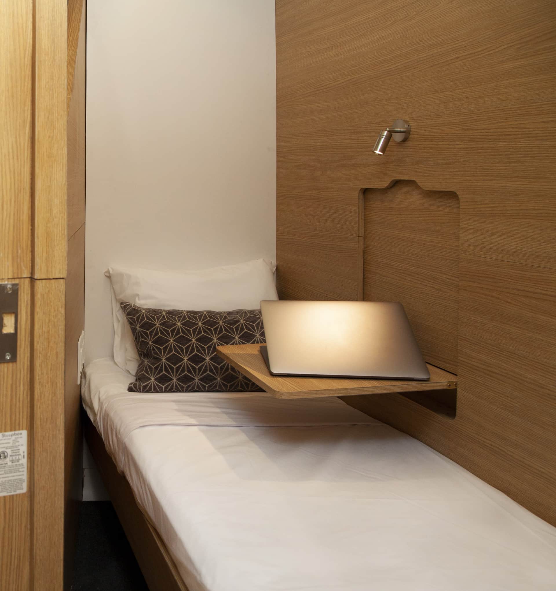 Sleepbox Lounge IAD