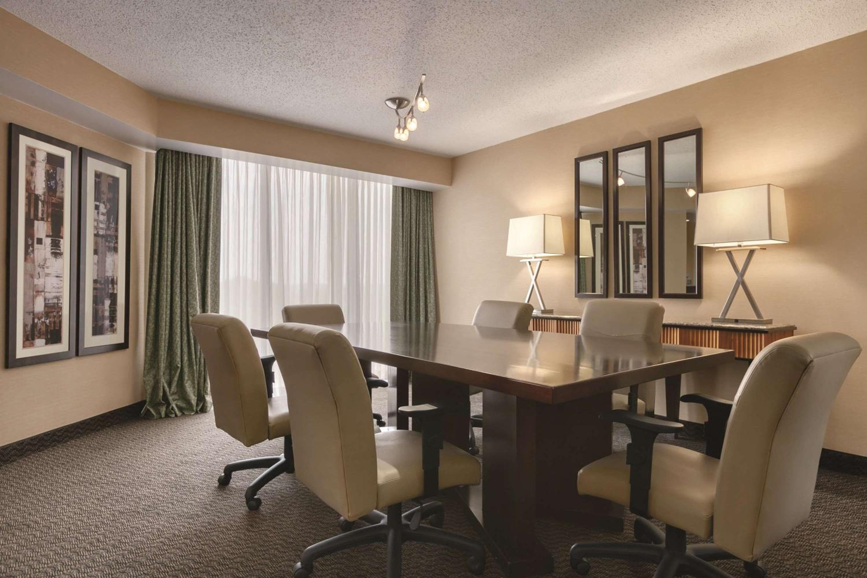 Embassy Suites by Hilton Birmingham