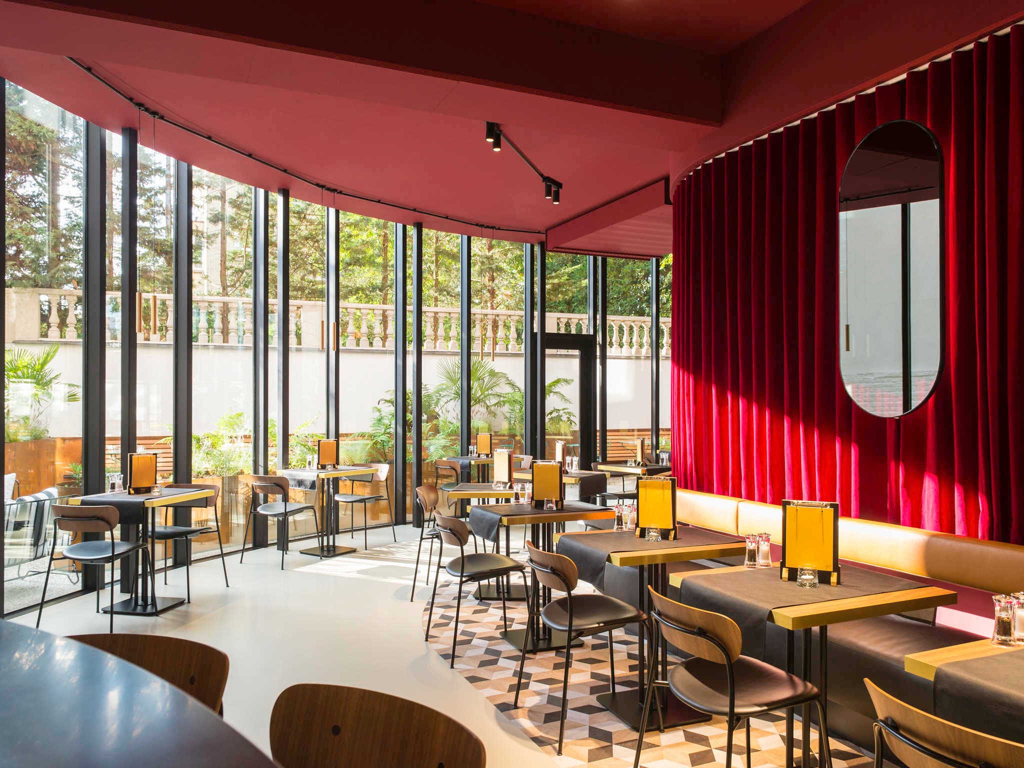 ibis Brussels Centre Châtelain