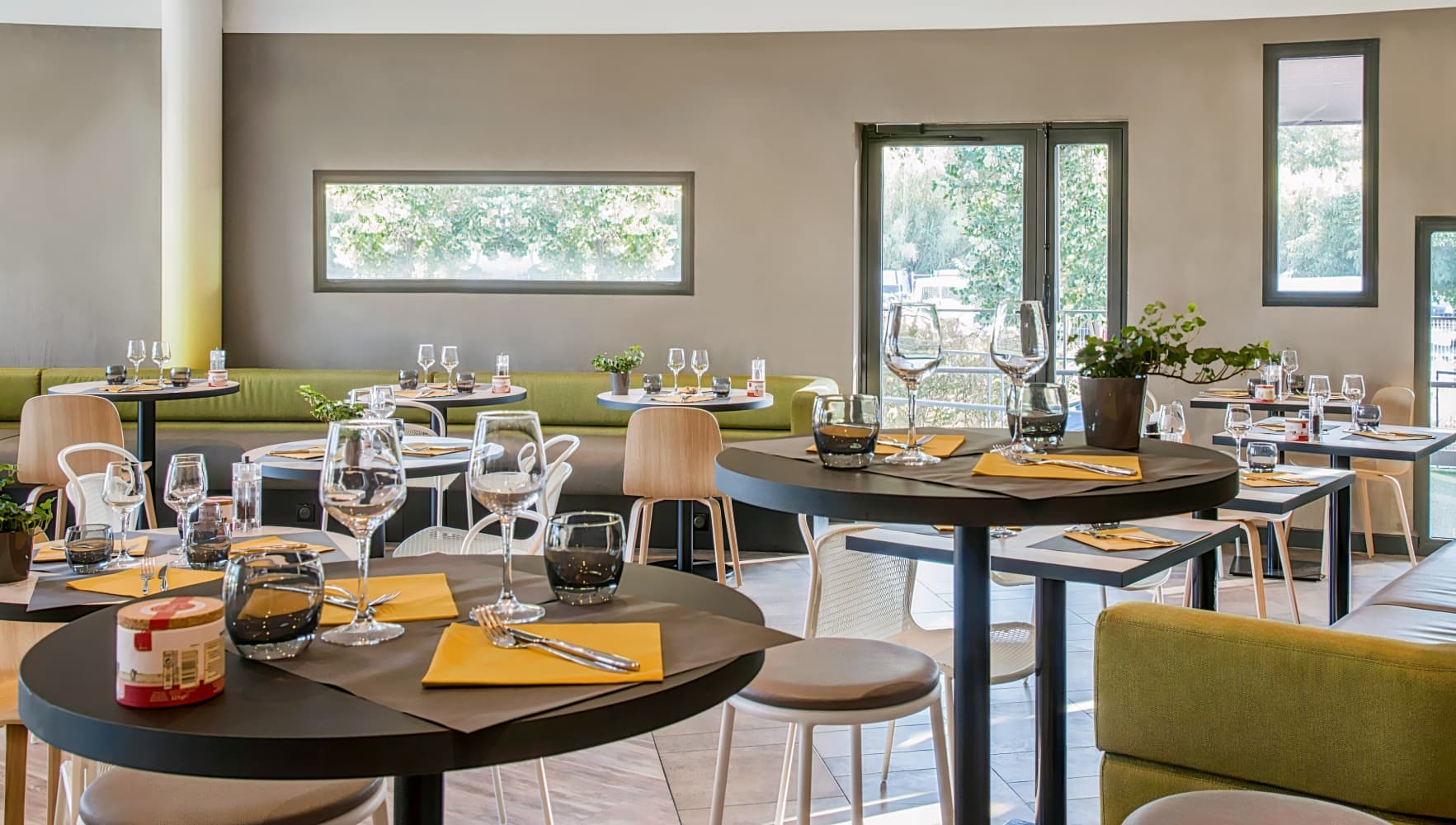 ibis Styles Pertuis Portes du Luberon