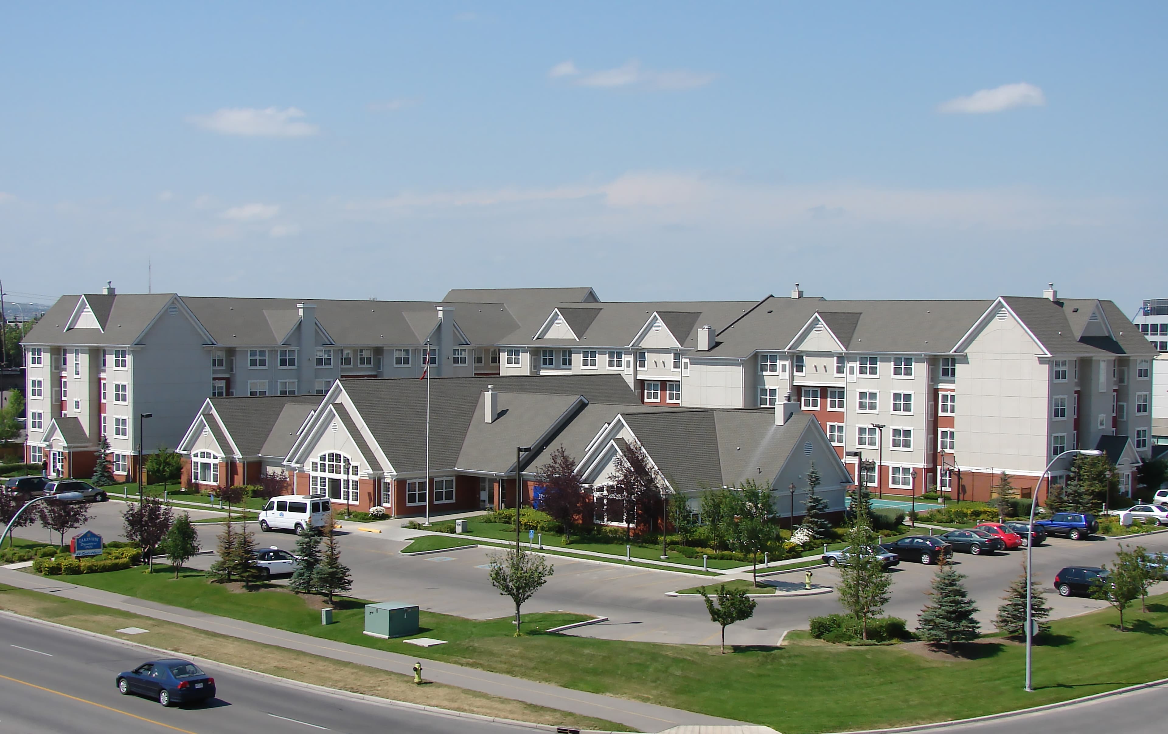 Lakeview Signature Inn Calgary Airport