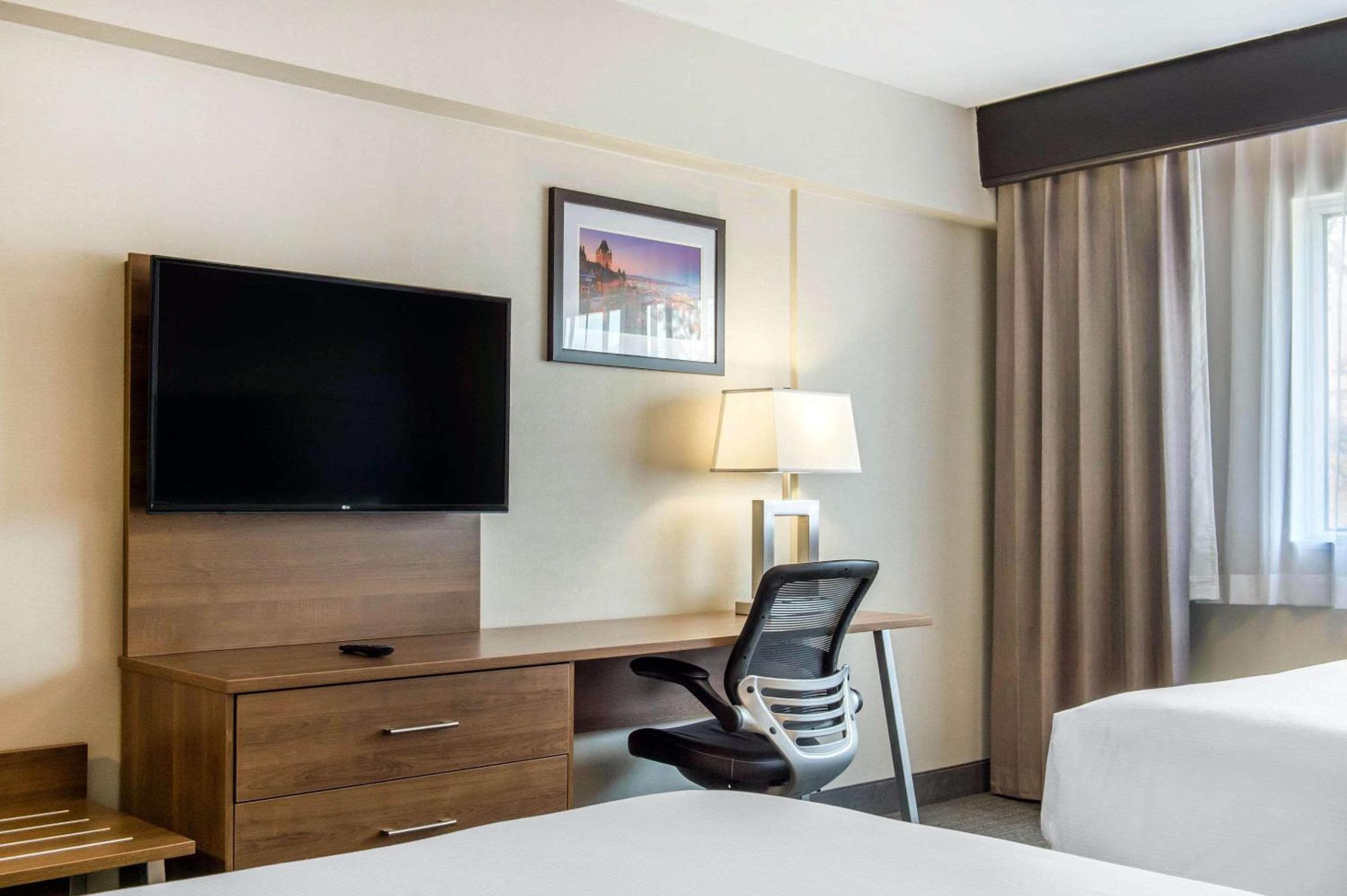 Quality Hotel Dorval