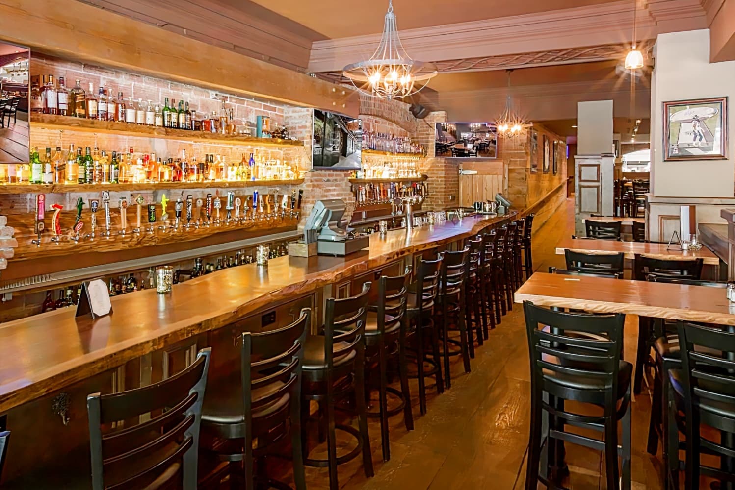 Executive Hotel Pacific