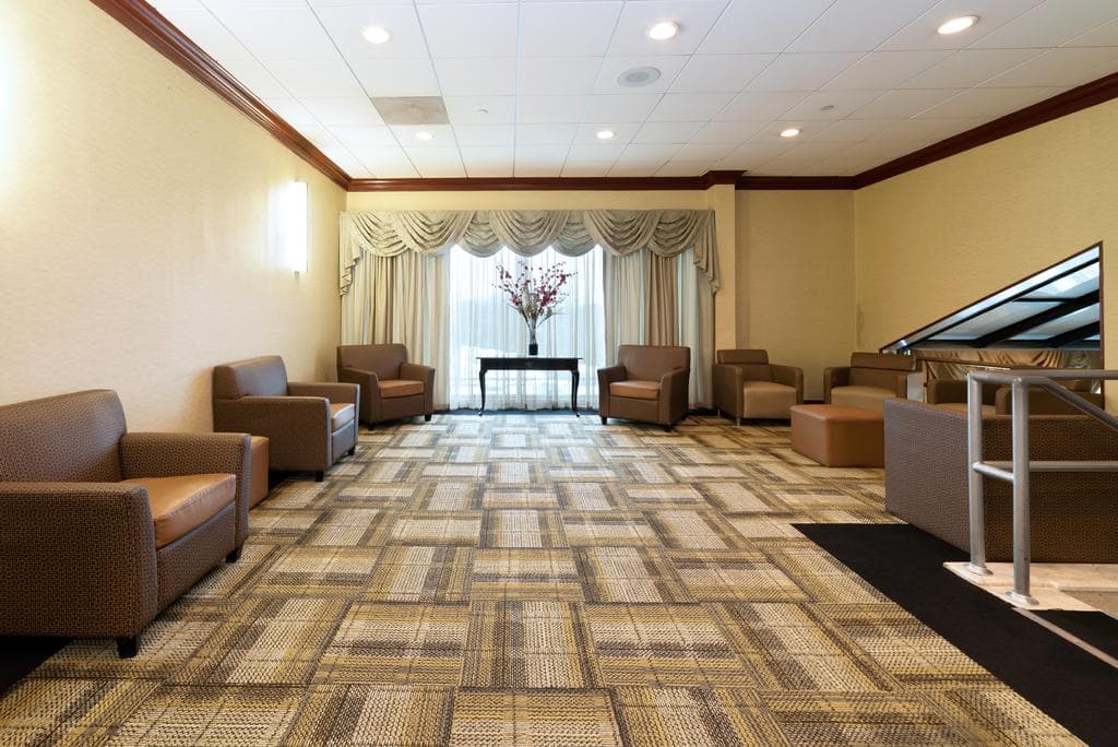 Ramada Plaza by Wyndham Totowa