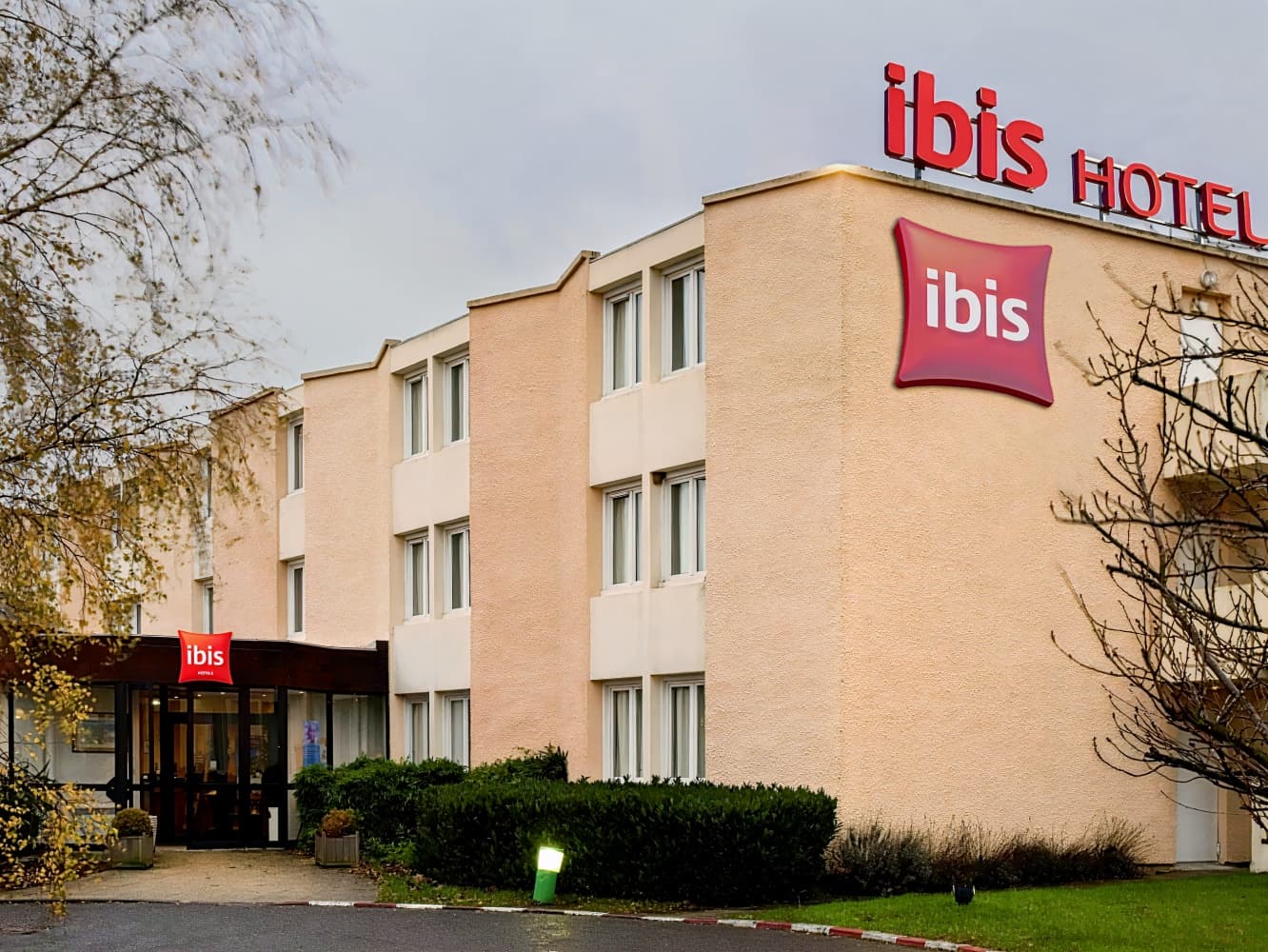 ibis Rambouillet