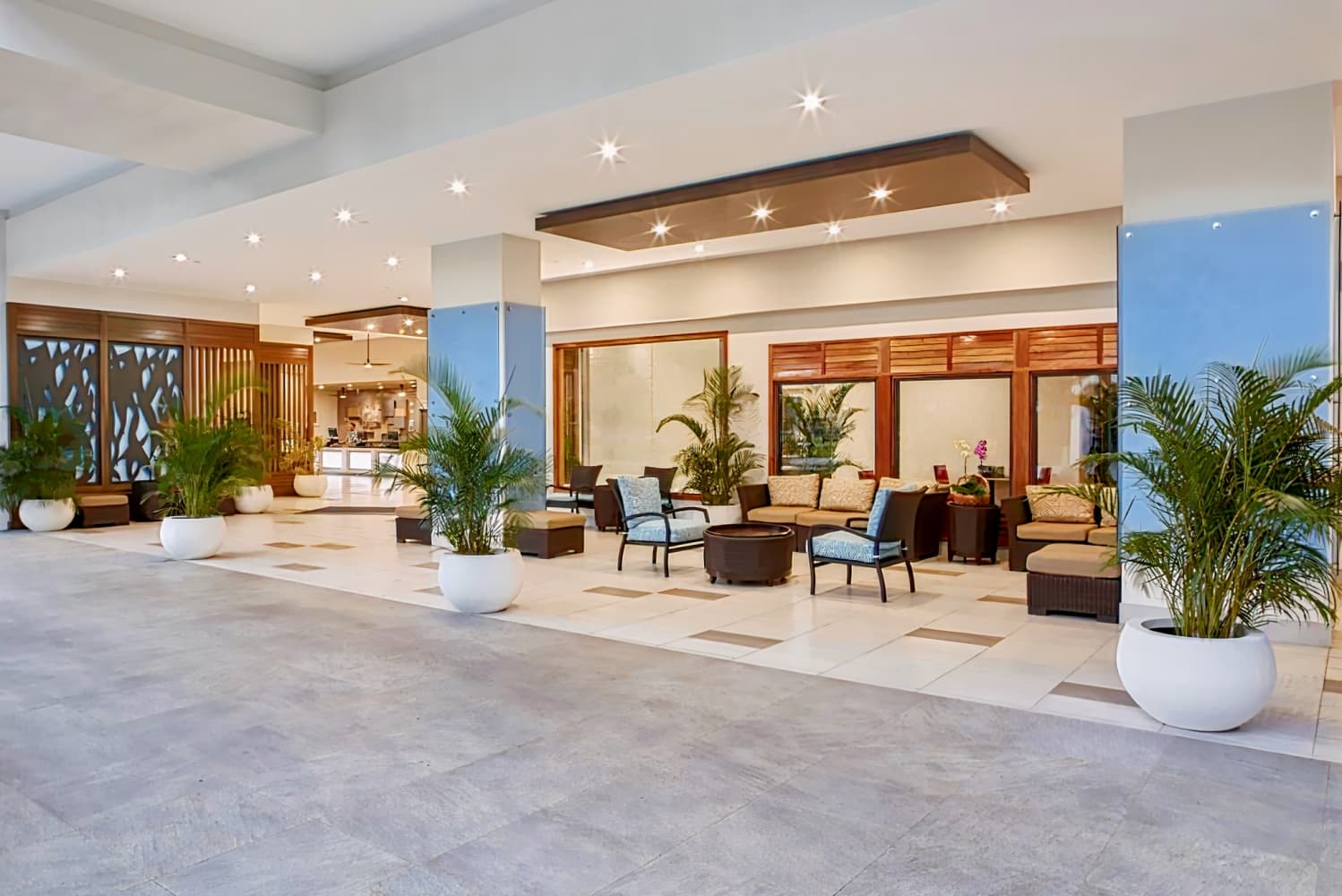 Holiday Inn Express Waikiki, an IHG Hotel