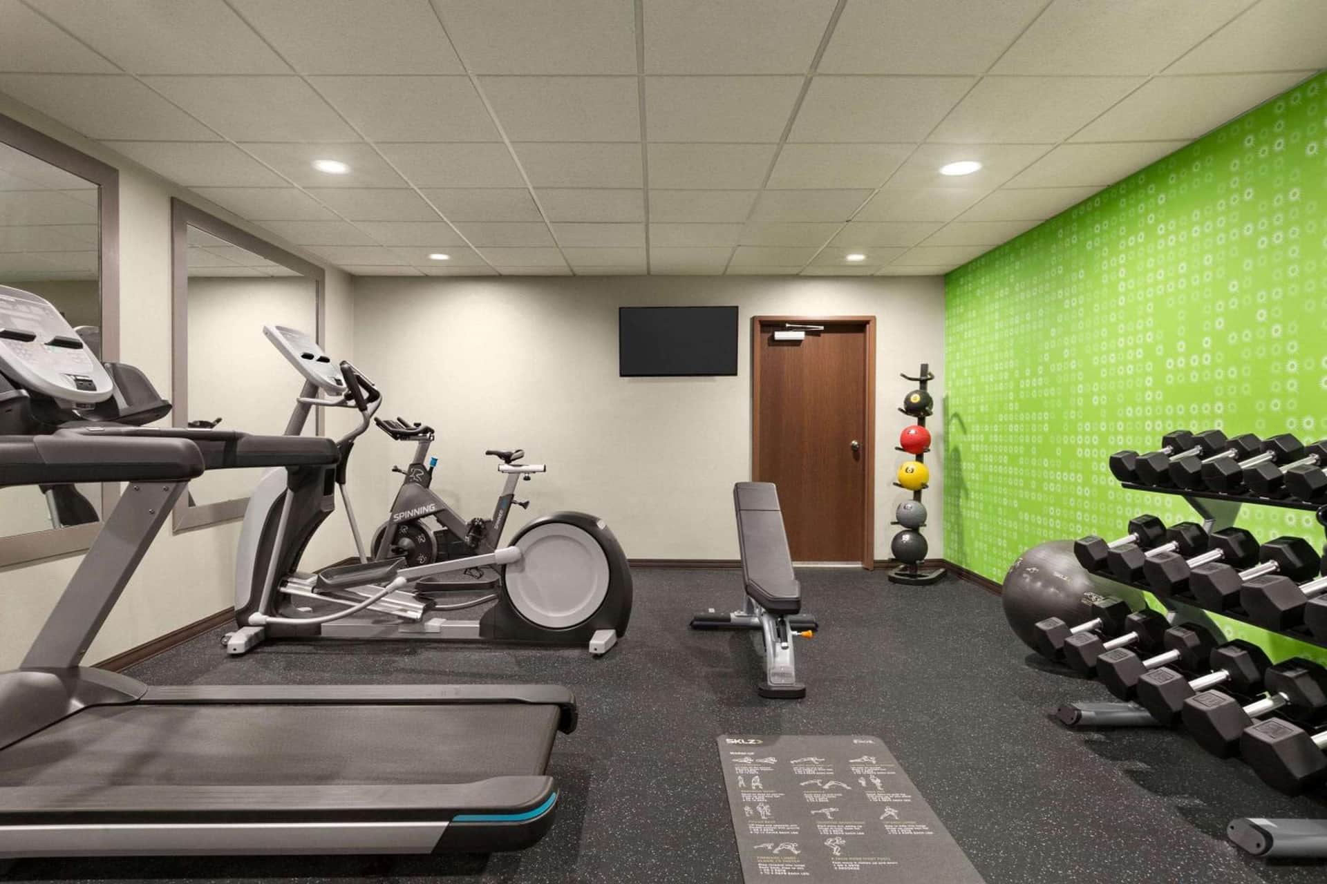 La Quinta Inn & Suites by Wyndham Lackawanna