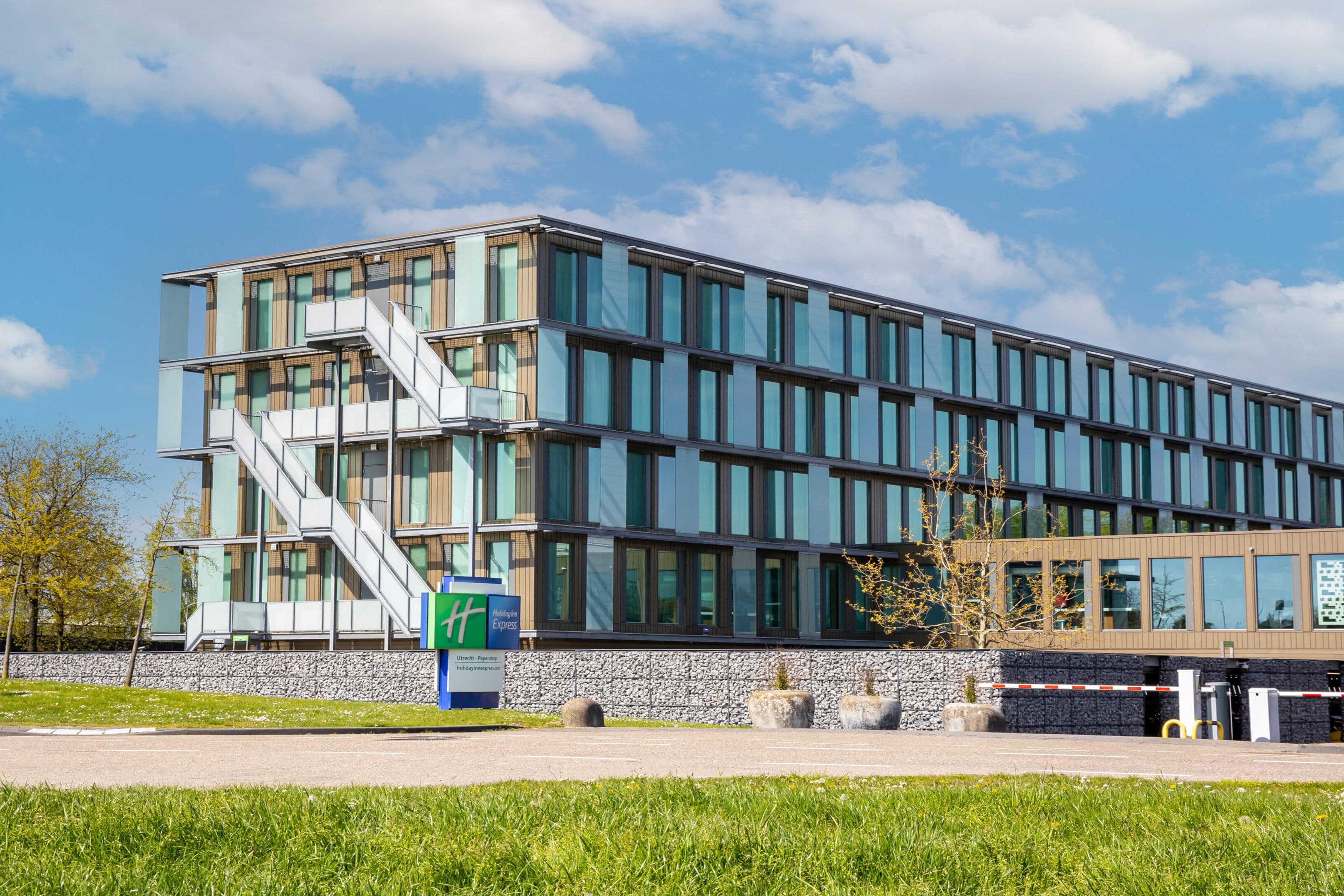 Holiday Inn Express Utrecht - Papendorp, an IHG Hotel