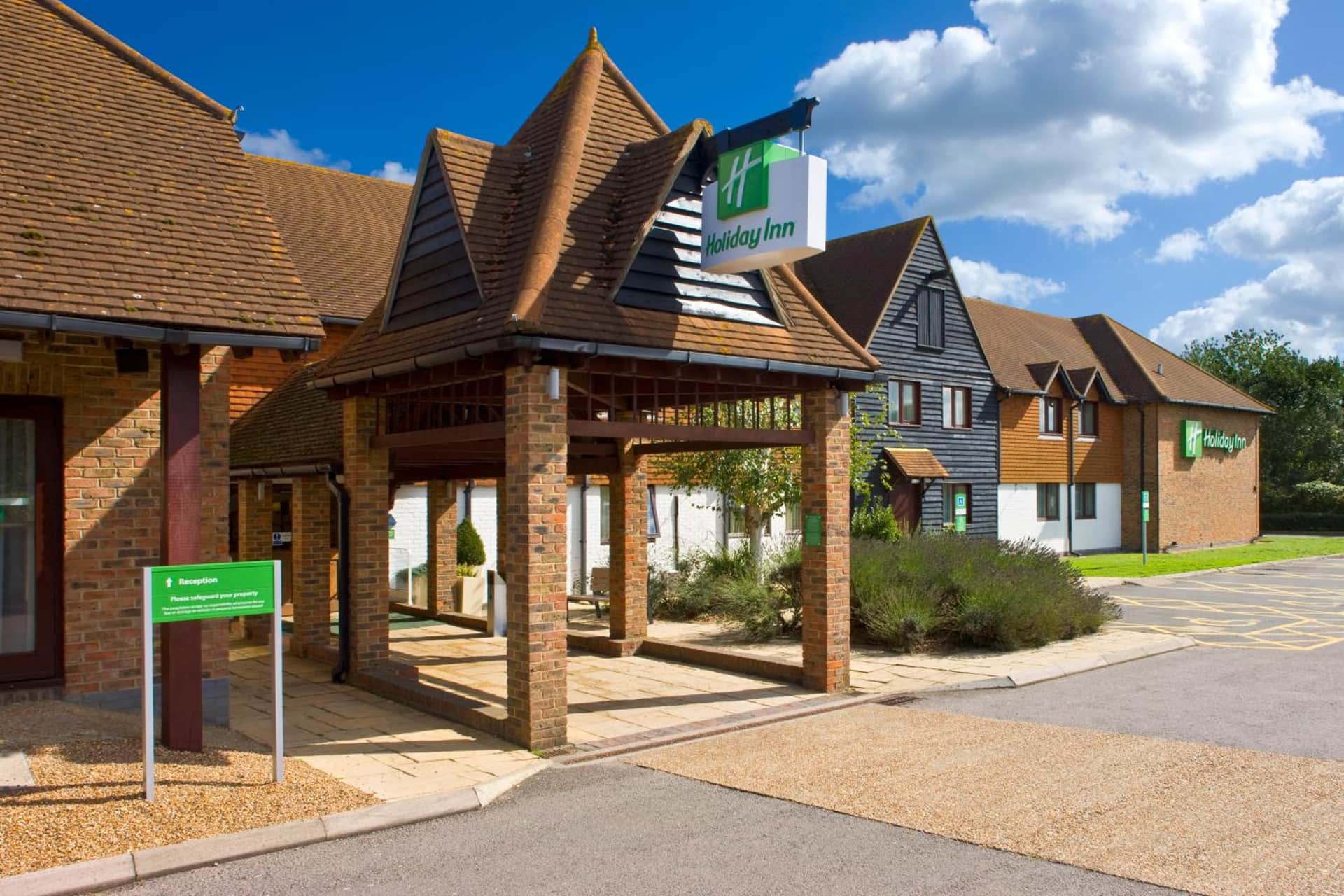 Holiday Inn Ashford Central