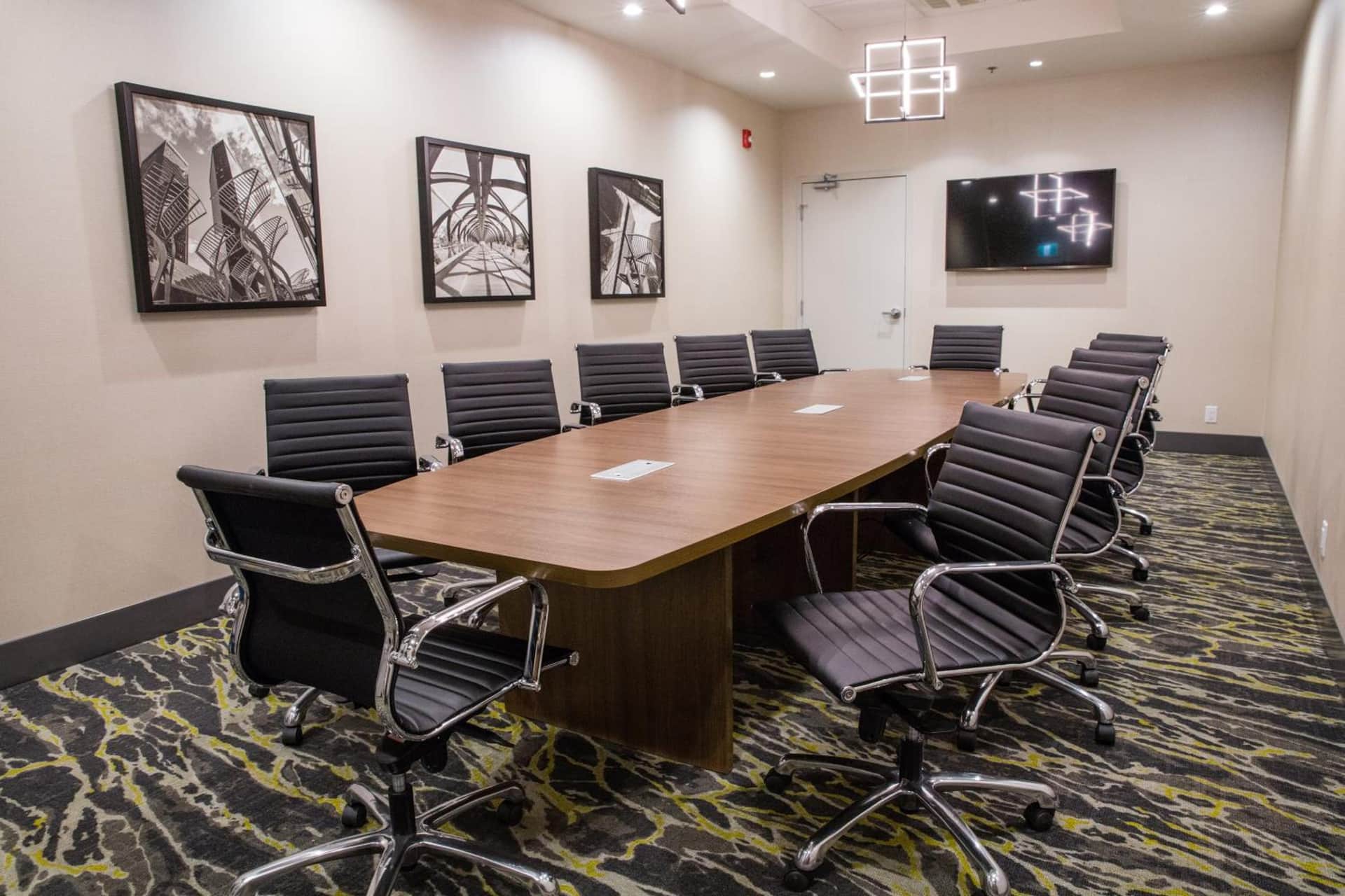 Holiday Inn Hotel & Suites Calgary South - Conference Ctr