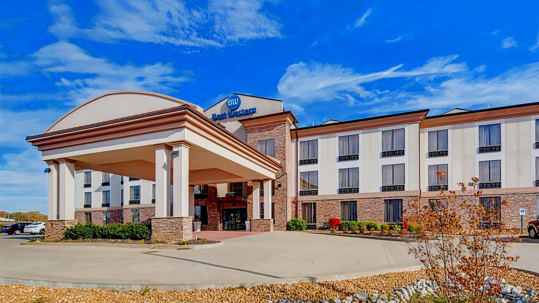 Best Western St. Louis Airport North Hotel & Suites
