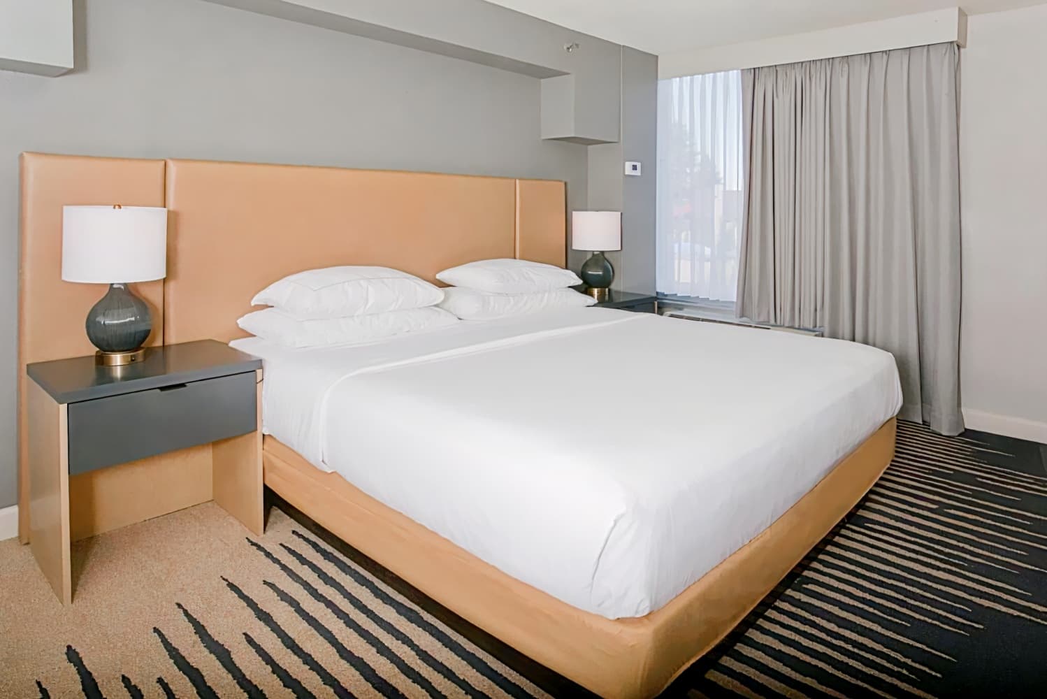 DoubleTree by Hilton Chico