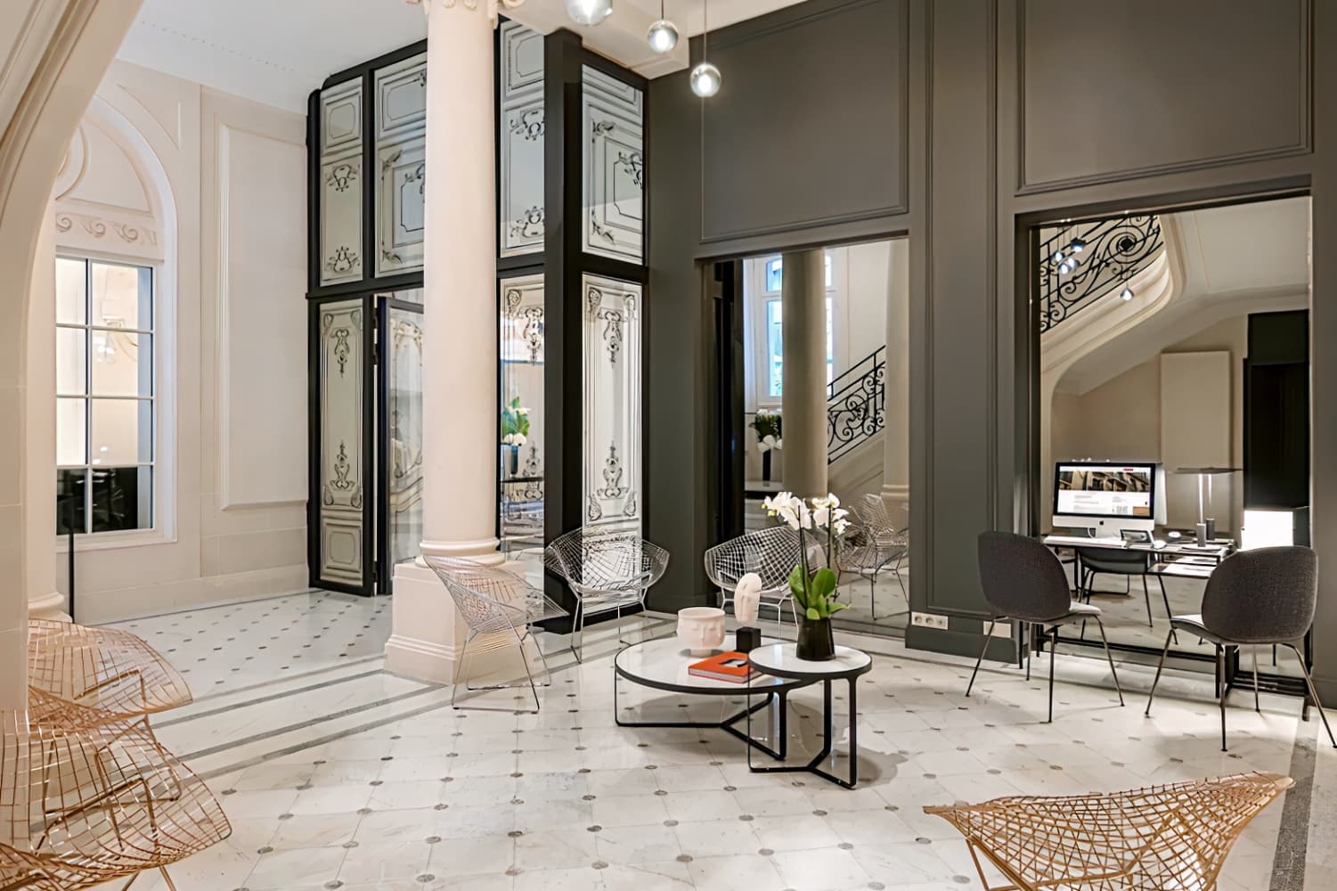 La Clef Champs-Élysées Paris by The Crest Collection