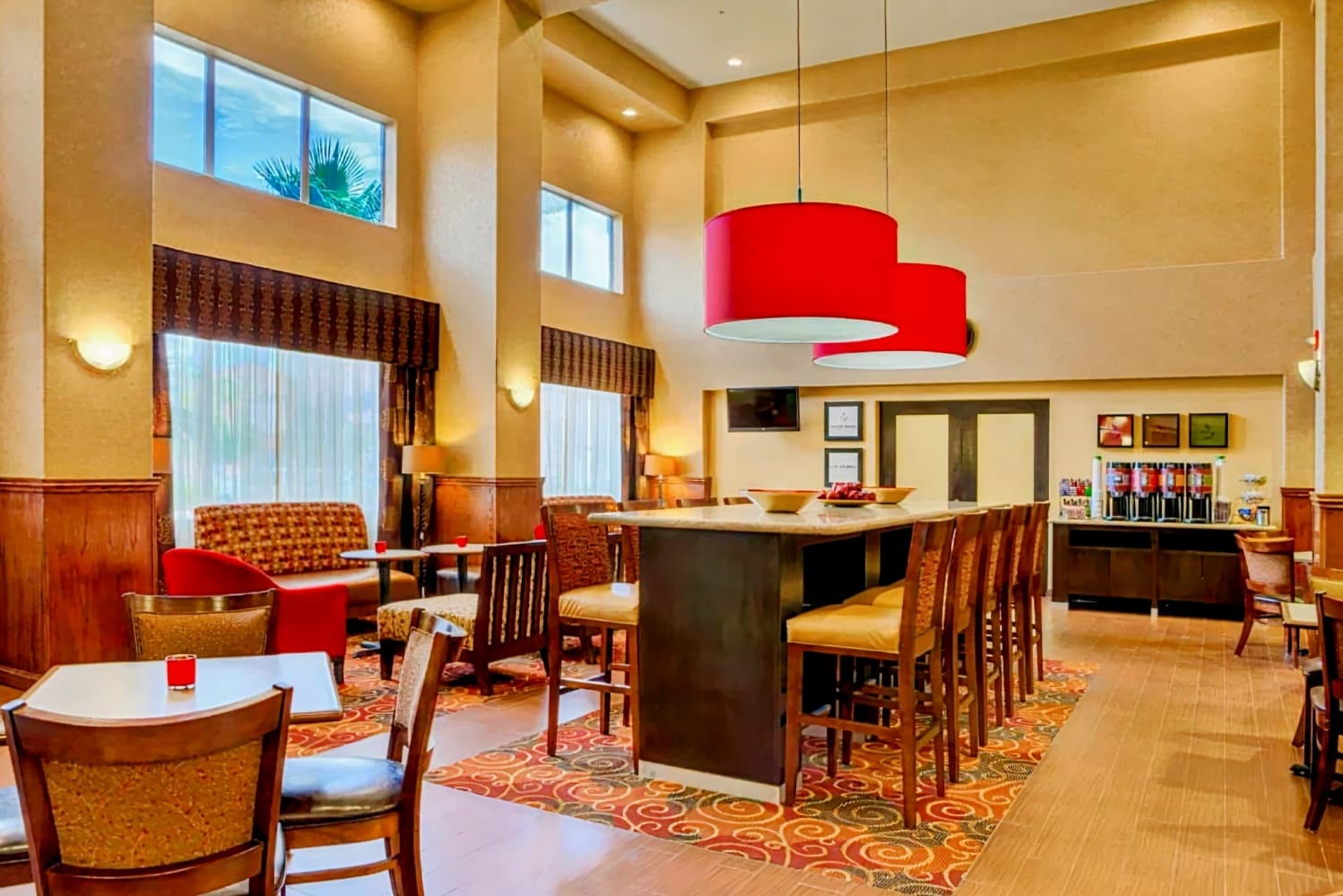 Hampton Inn & Suites Palmdale