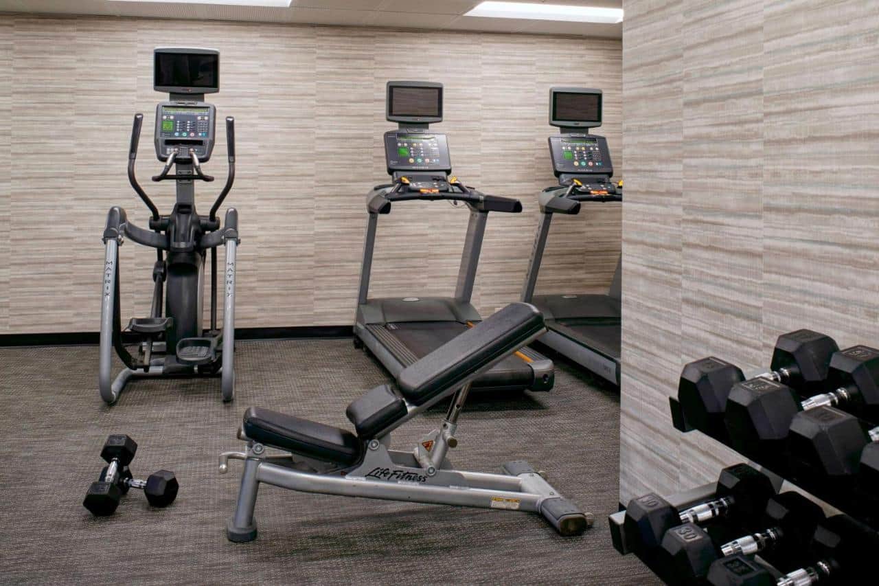Courtyard by Marriott Kansas City Airport