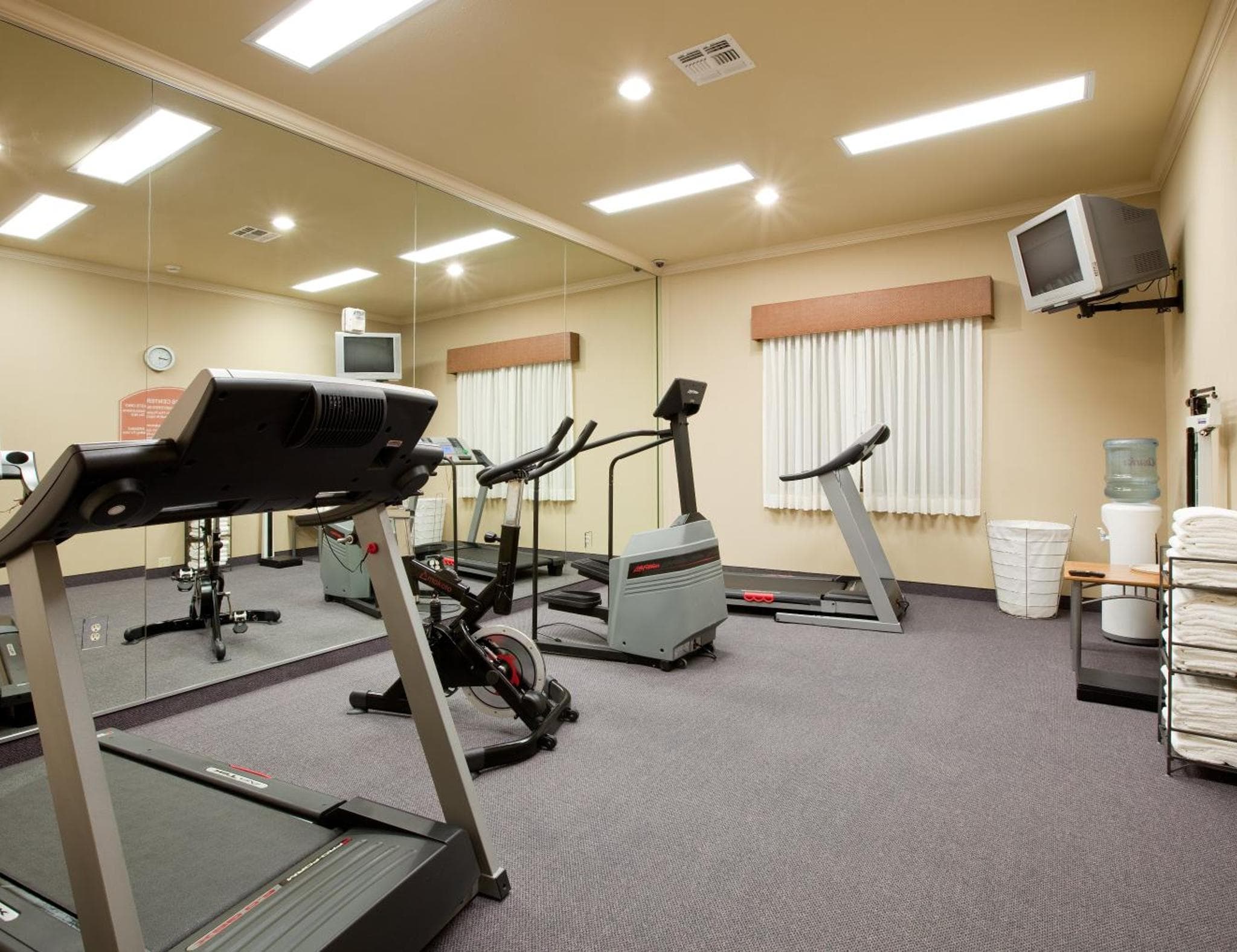 Holiday Inn Express & Suites La Porte, an IHG Hotel