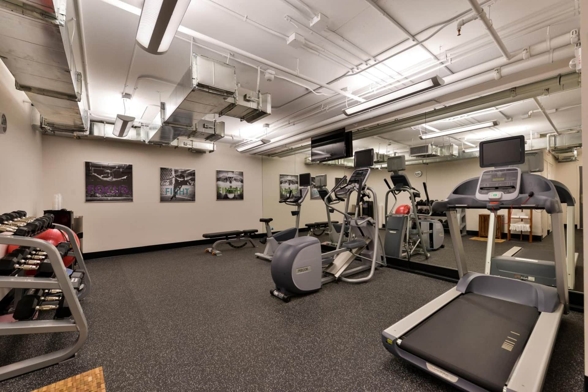 Holiday Inn Express & Suites San Diego - Mission Valley, an IHG Hotel