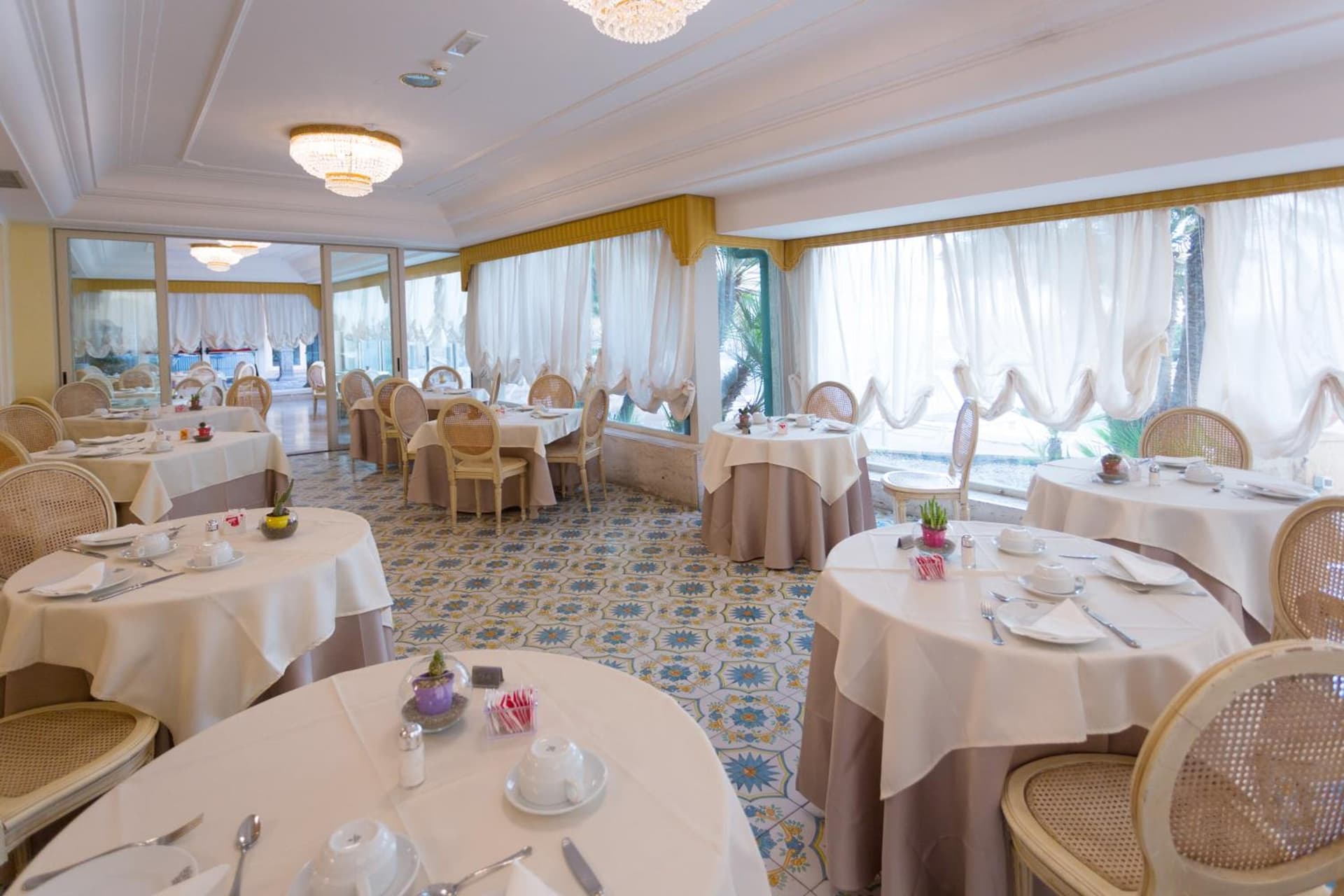 Hellenia Yachting Hotel & SPA