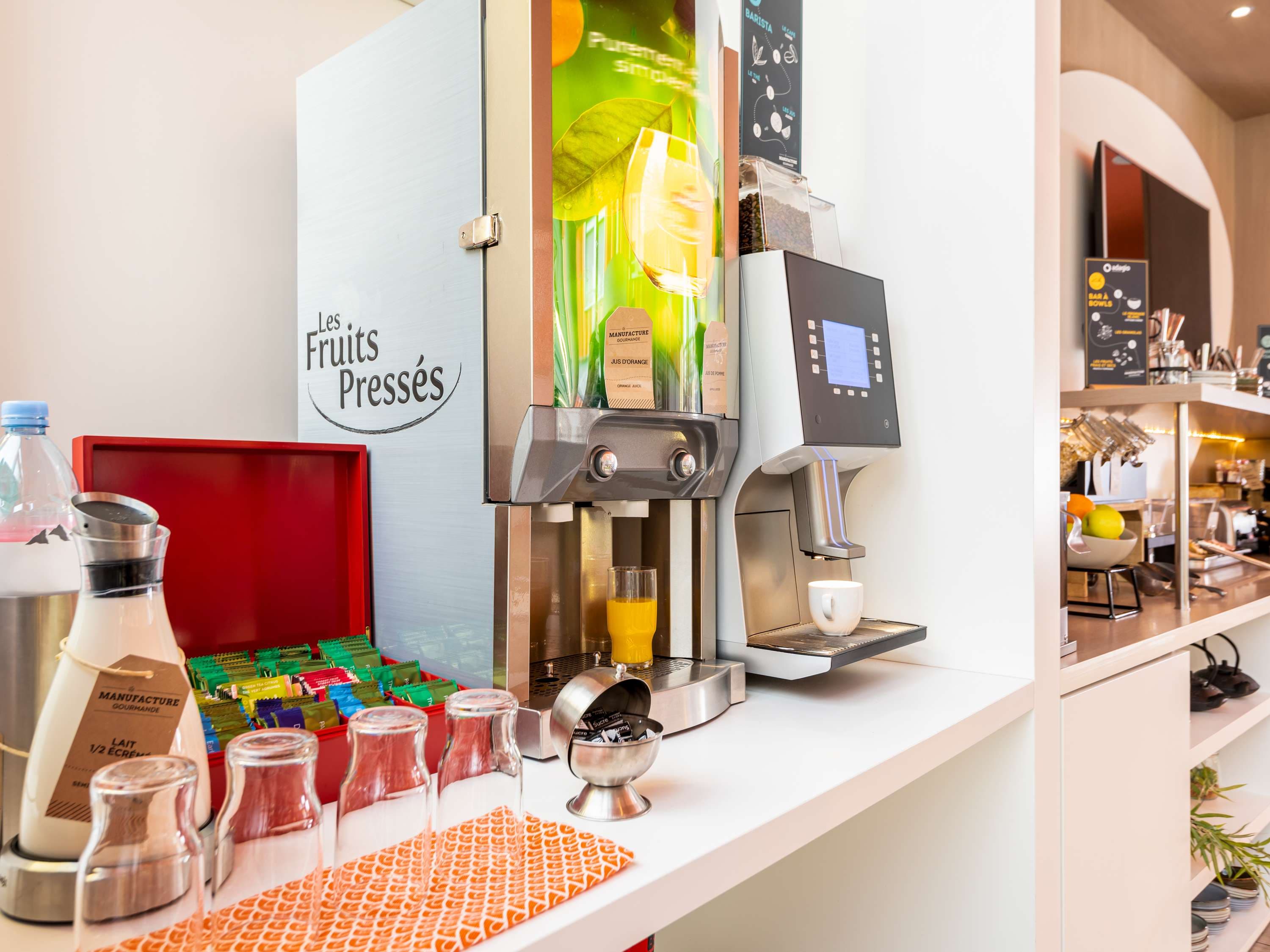 Aparthotel Adagio Access Paris Massy Gare TGV