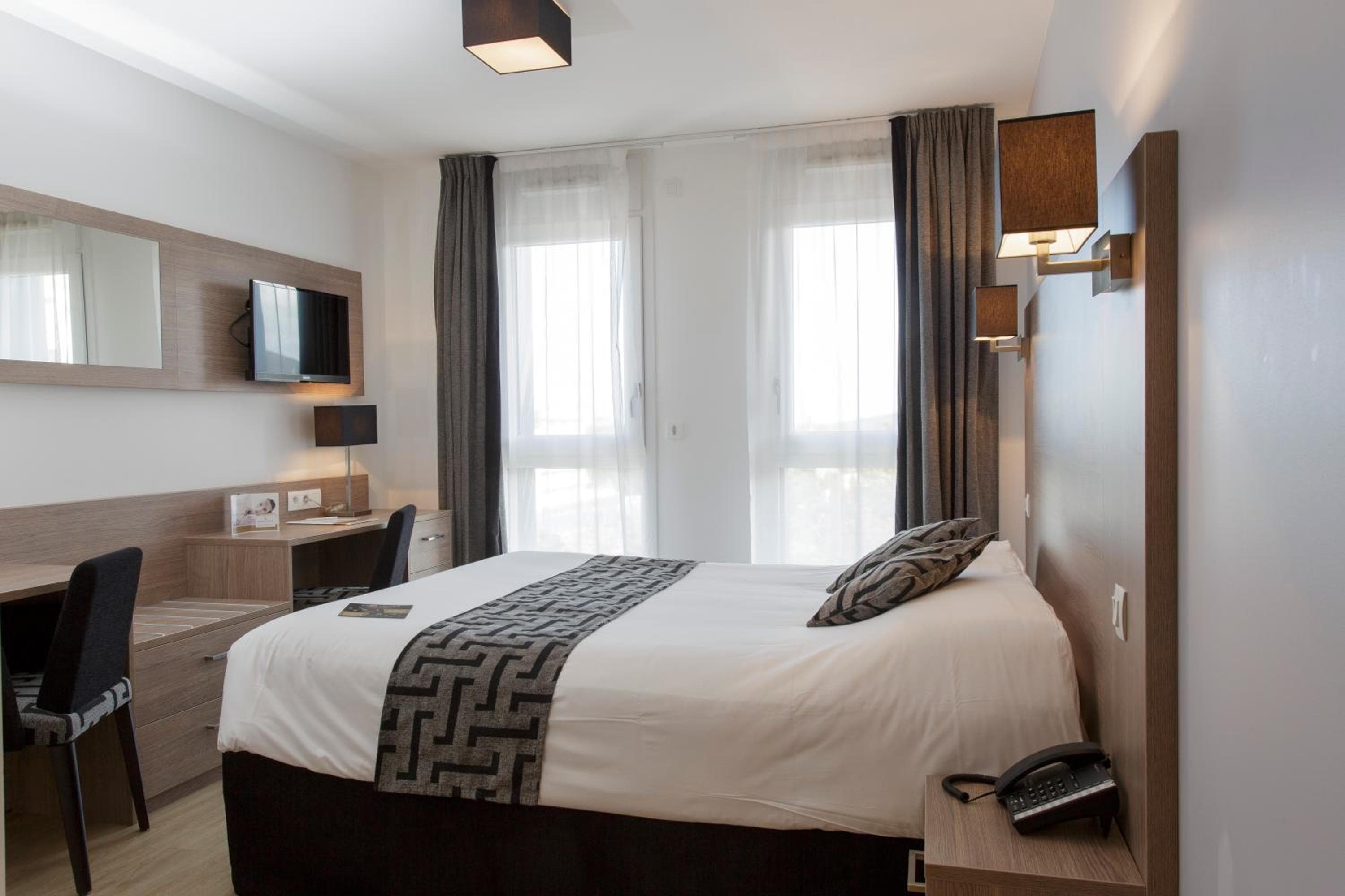 Tulip Inn Massy Palaiseau - Residence