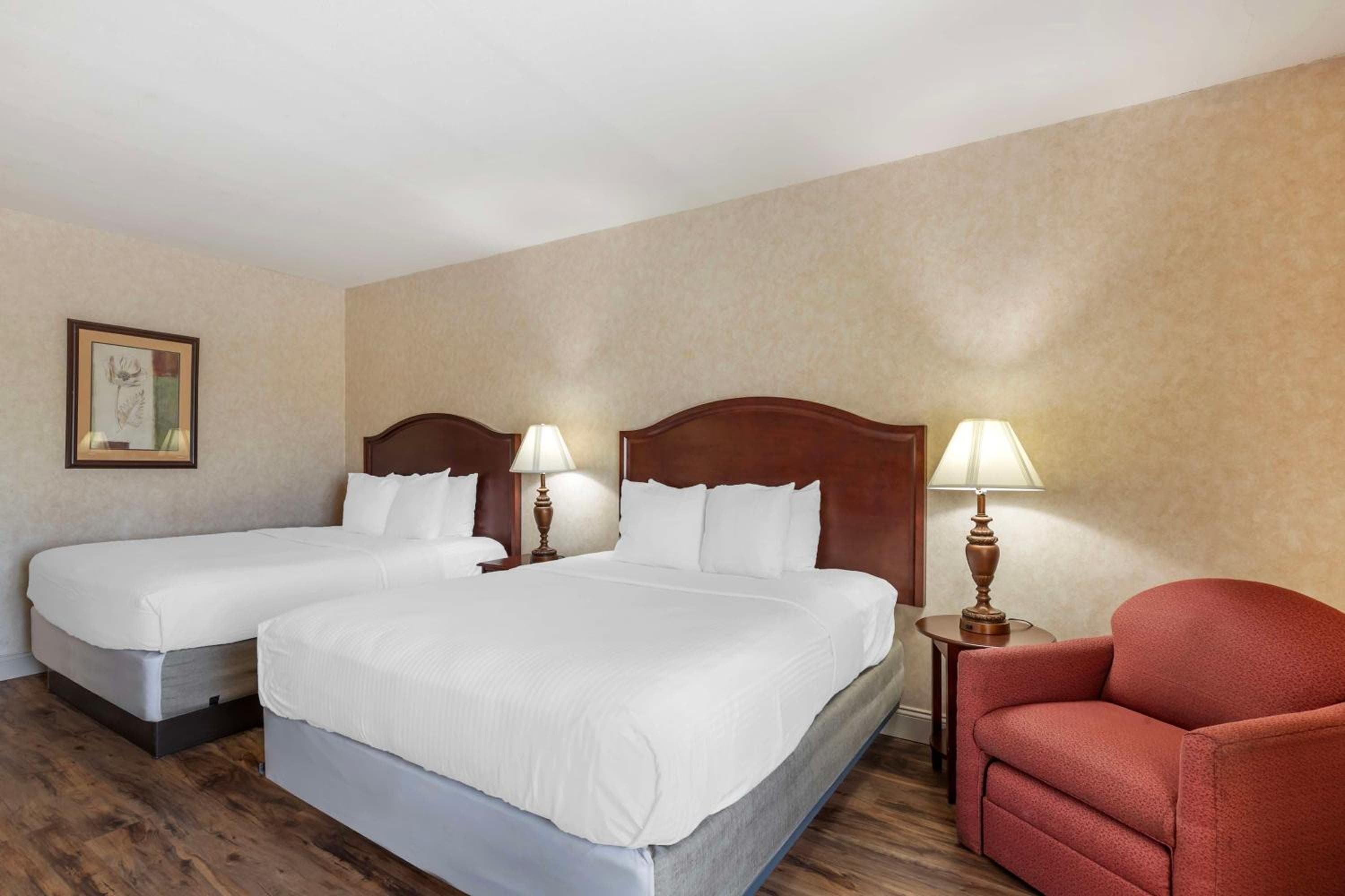 Best Western Plus Steeplegate Inn