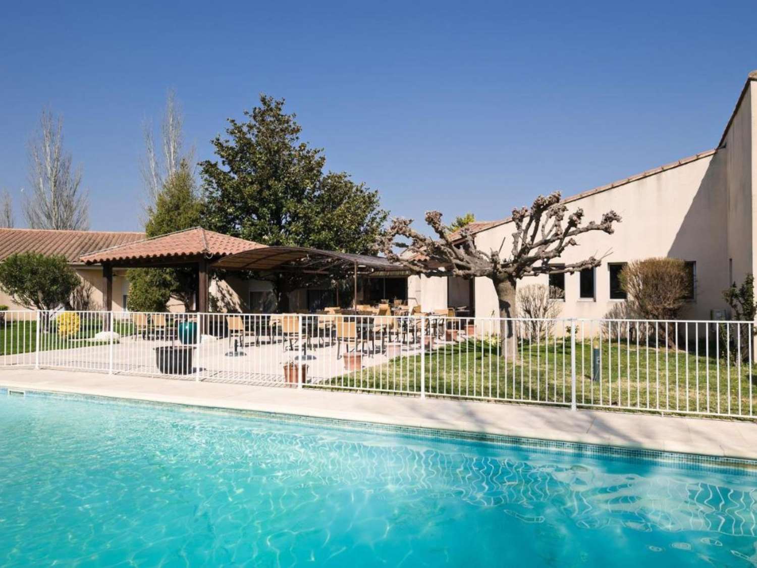 Golden Tulip Avignon Le Paradou