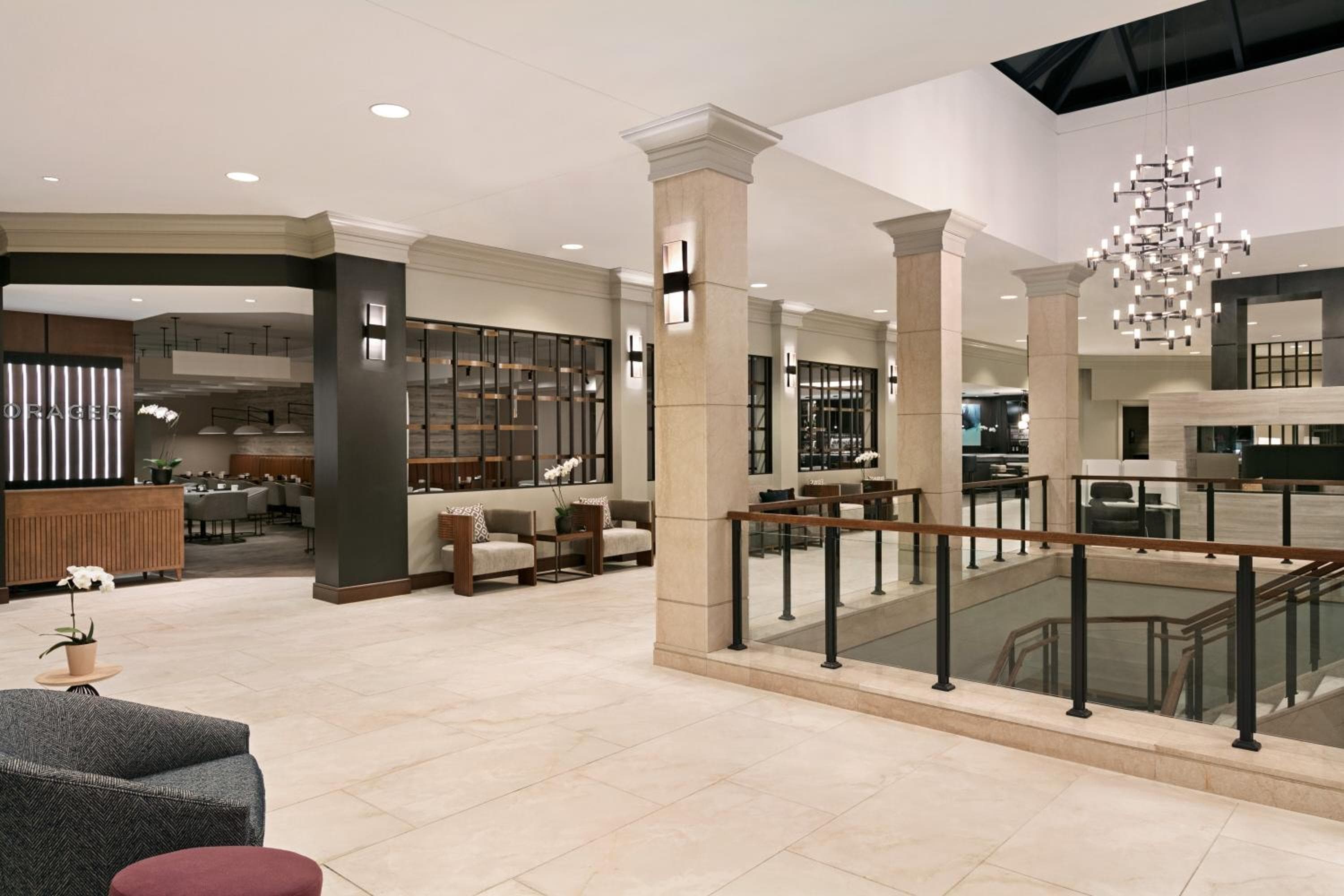 Crowne Plaza Philadelphia - King of Prussia by IHG