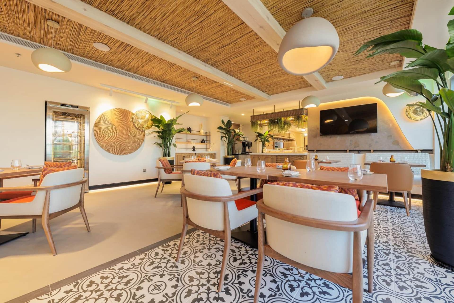 Holiday Inn Dubai Village Circle