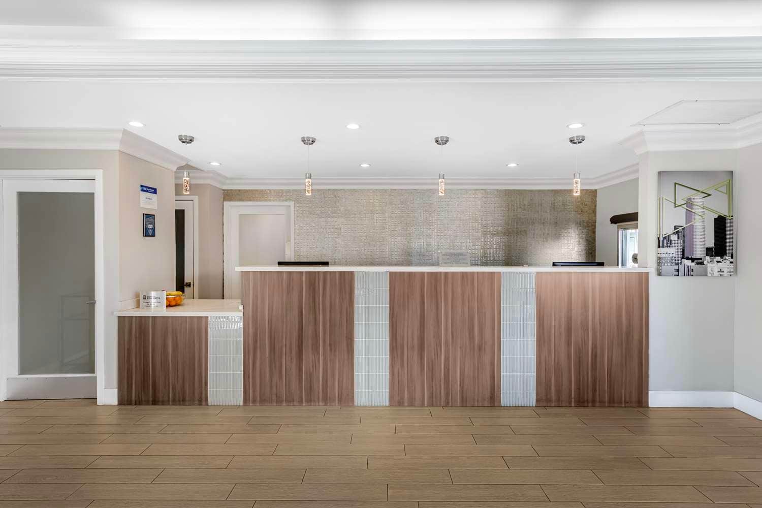 Best Western Plus Ontario Airport & Convention Center