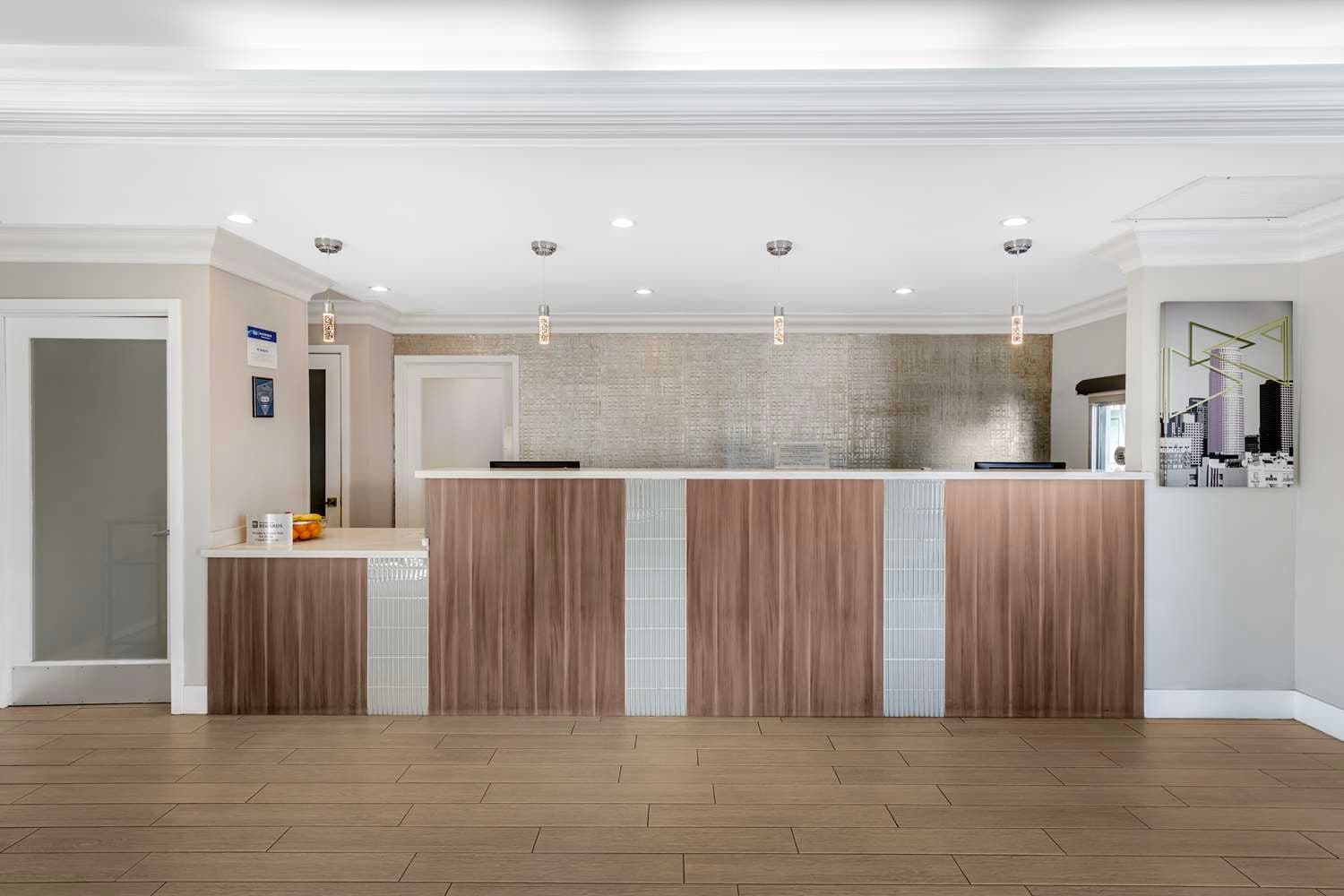 Best Western Plus Ontario Airport & Convention Center