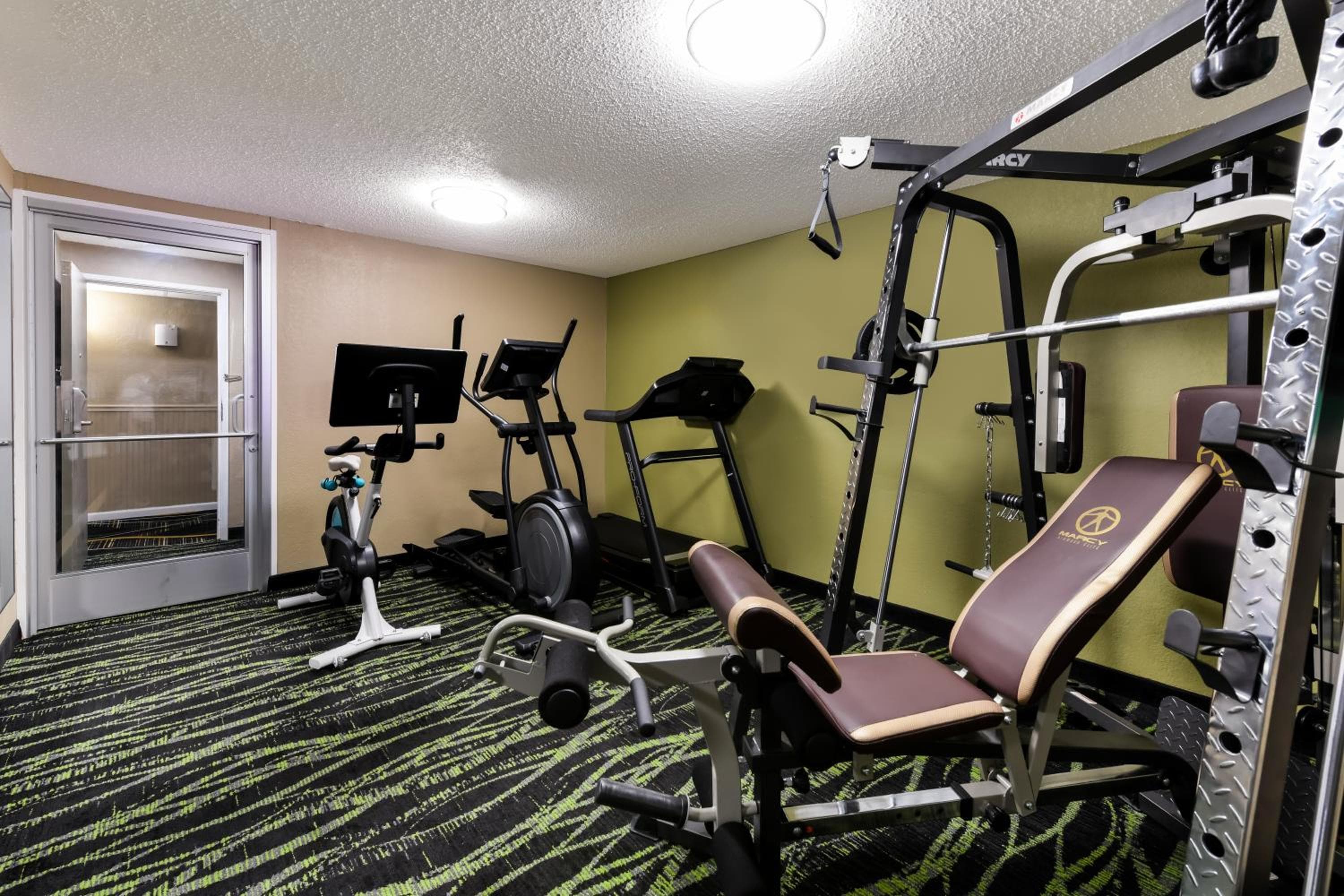 Baymont by Wyndham Liberty MO