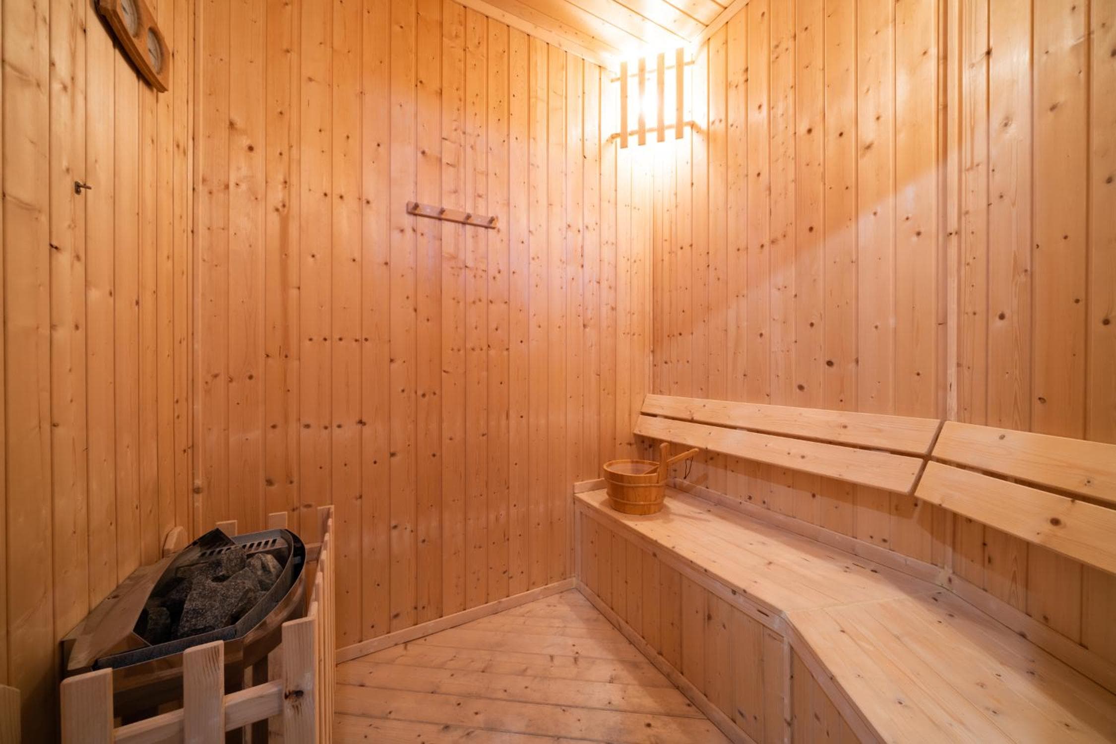 Oakwood Suites Tiwanon Bangkok