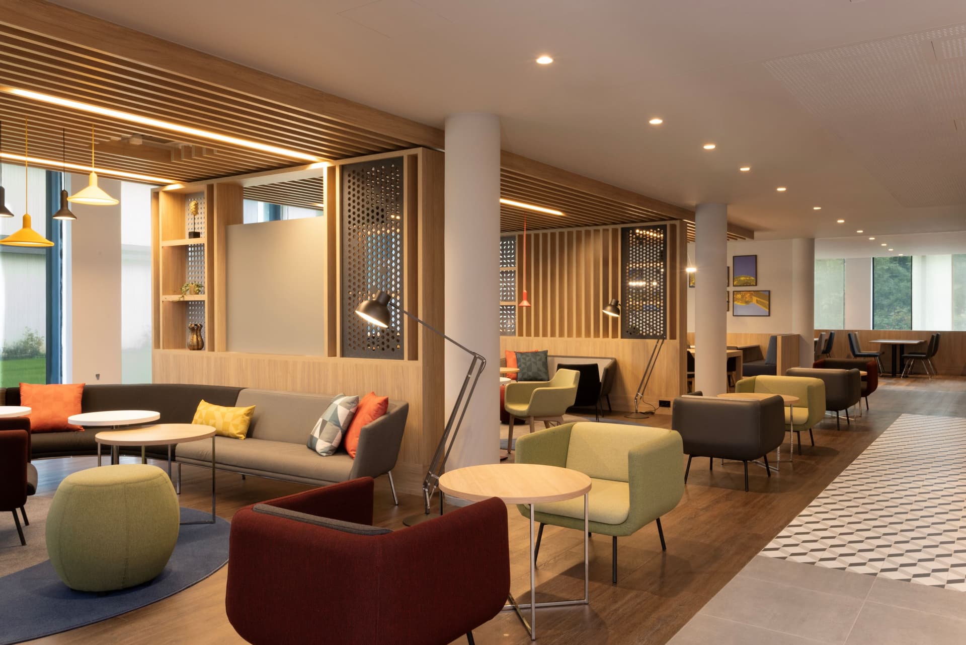Holiday Inn Express Brussels - Airport by IHG