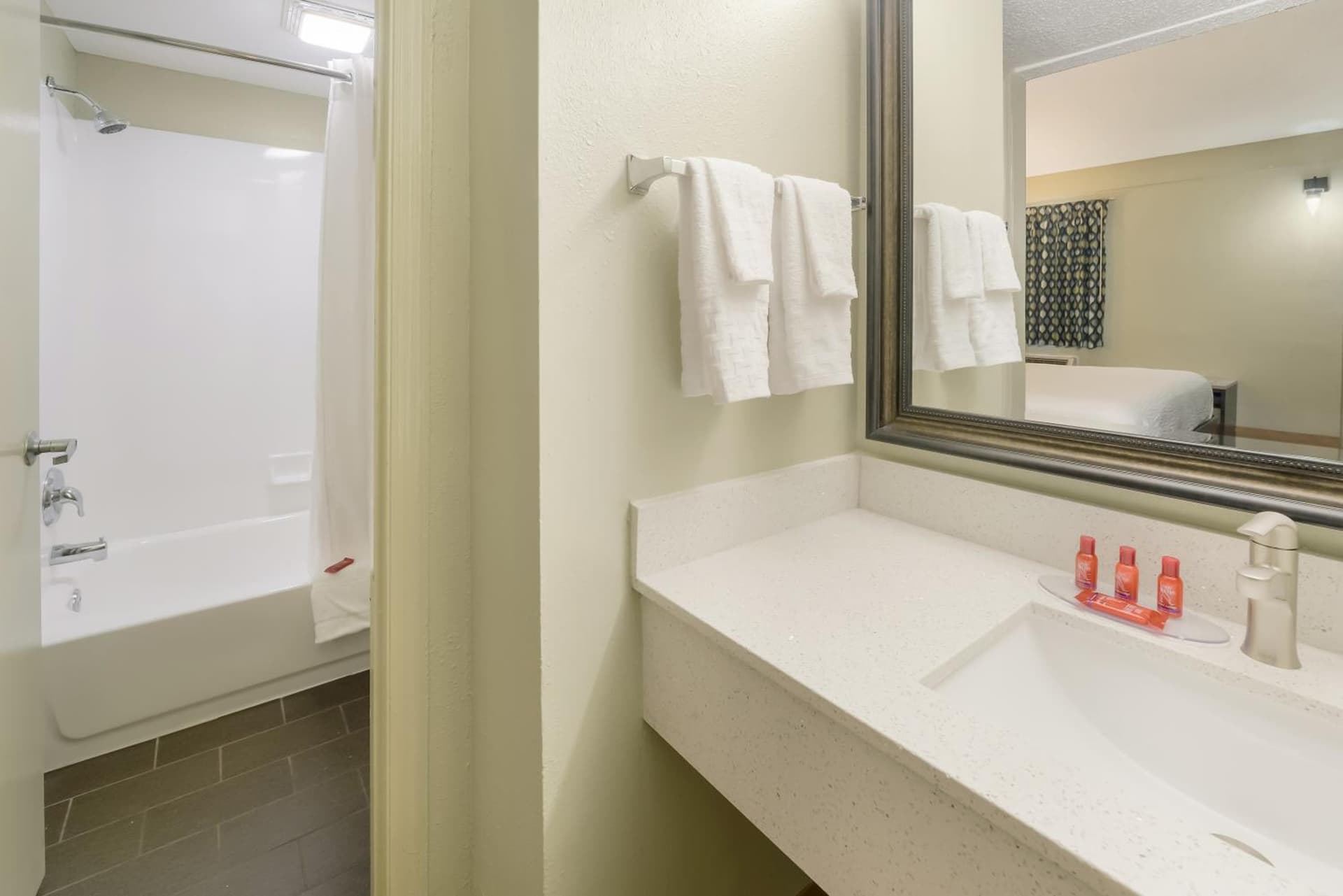 SureStay Hotel by Best Western Columbus Downtown