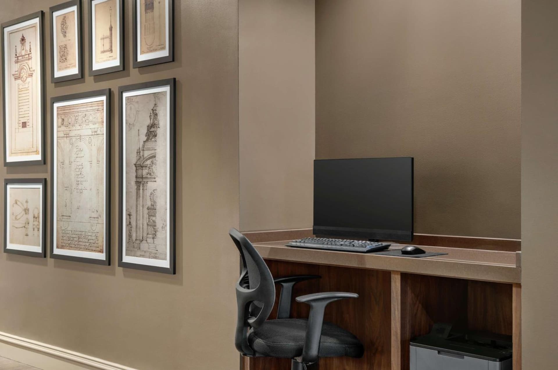 Hampton Inn New Orleans-St. Charles Ave./Garden District