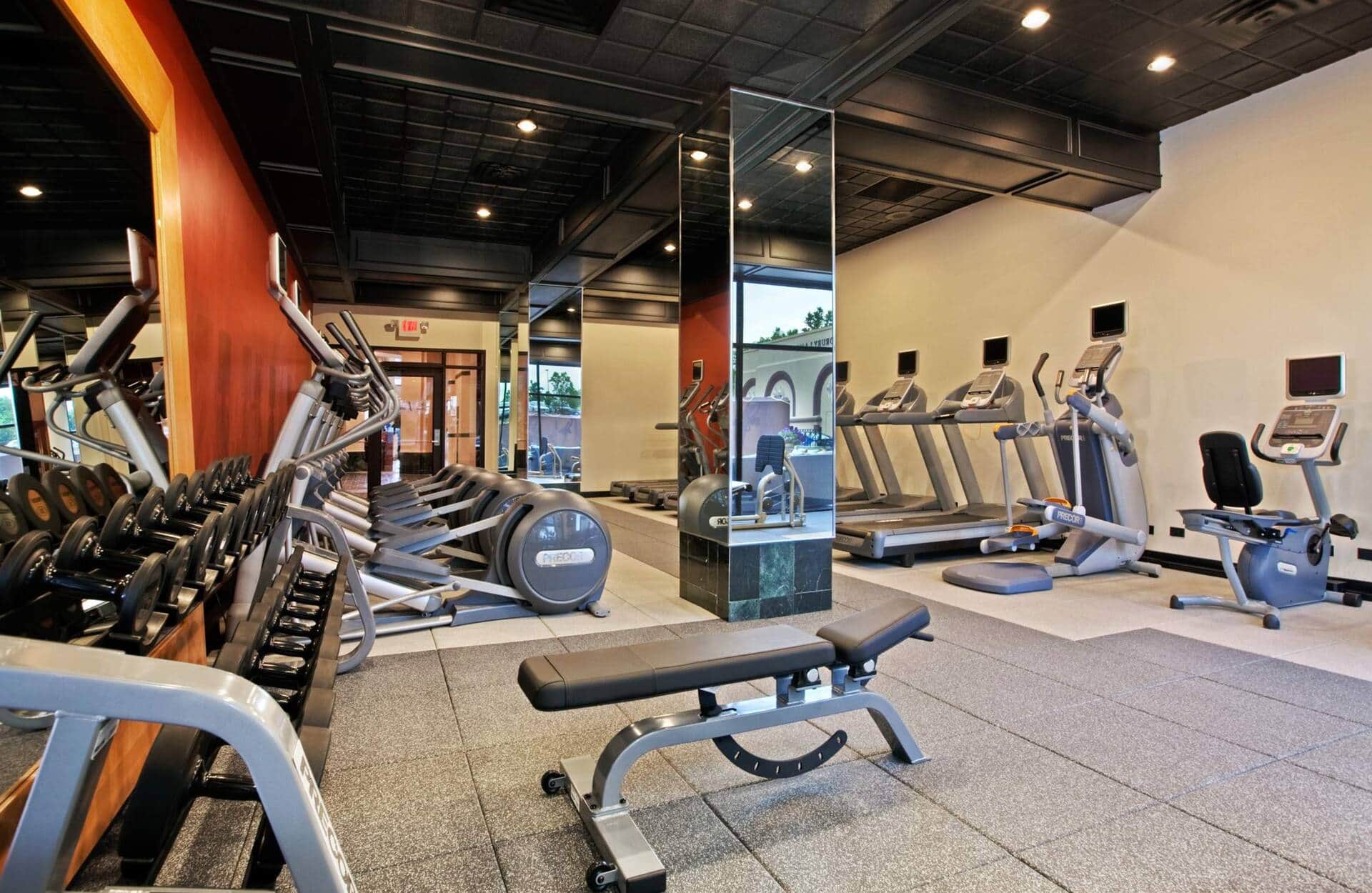 Hilton Suites Chicago/Oakbrook Terrace