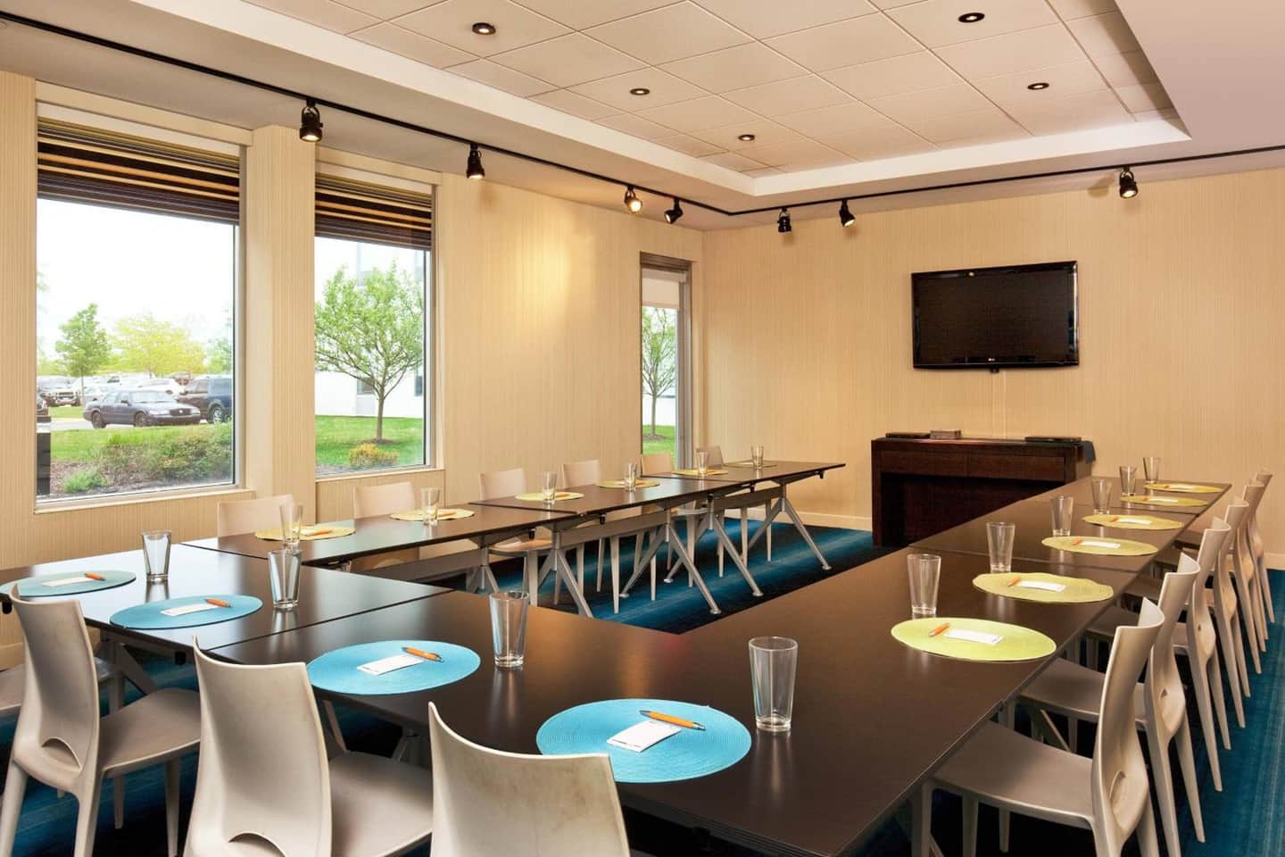 Aloft Bolingbrook