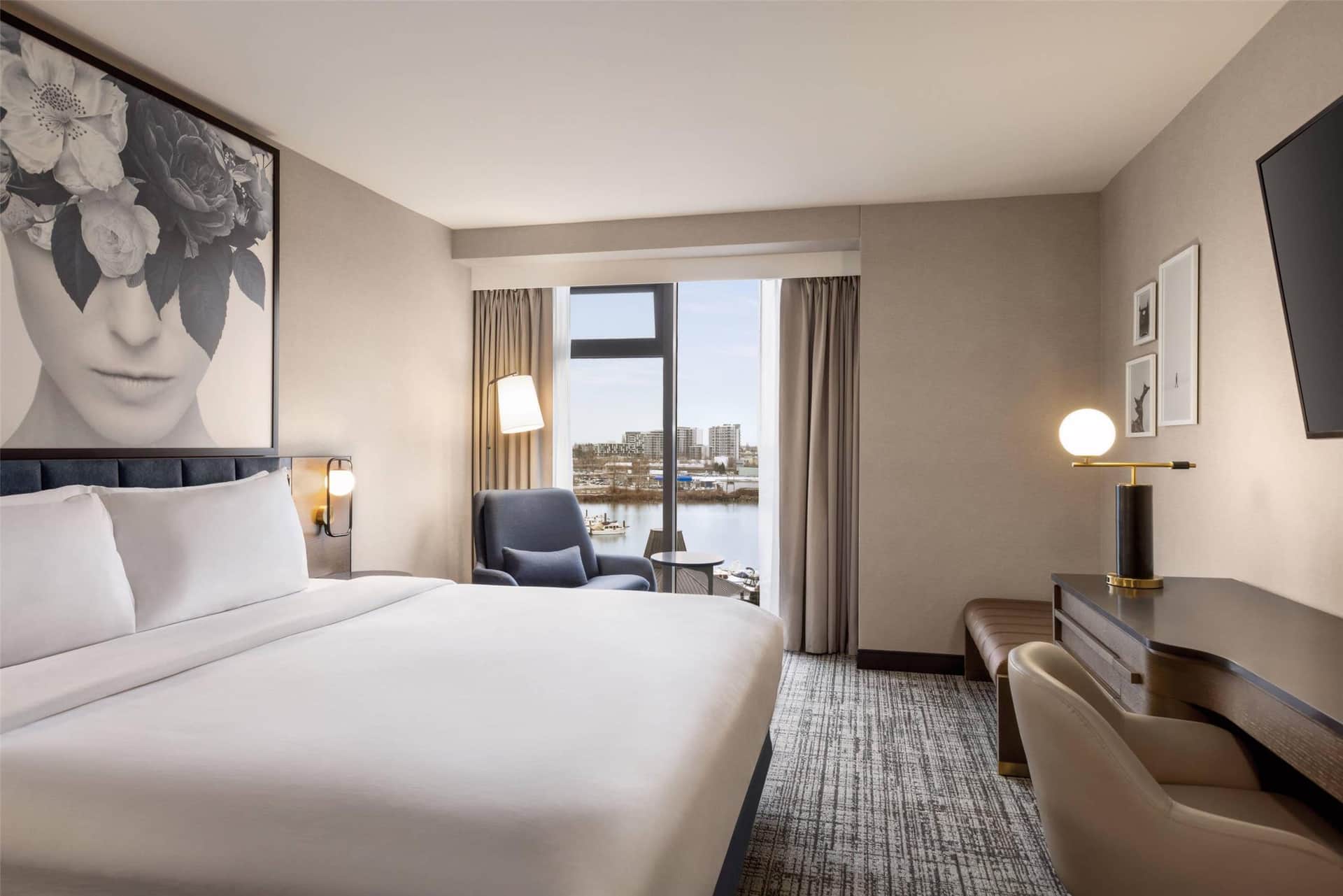 Radisson Blu Vancouver Airport Hotel & Marina