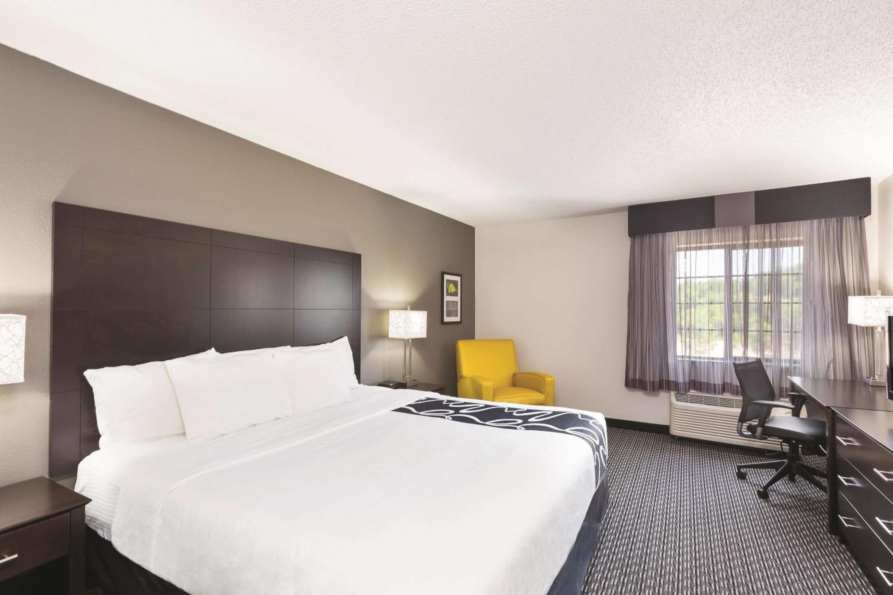 La Quinta Inn & Suites Delafield
